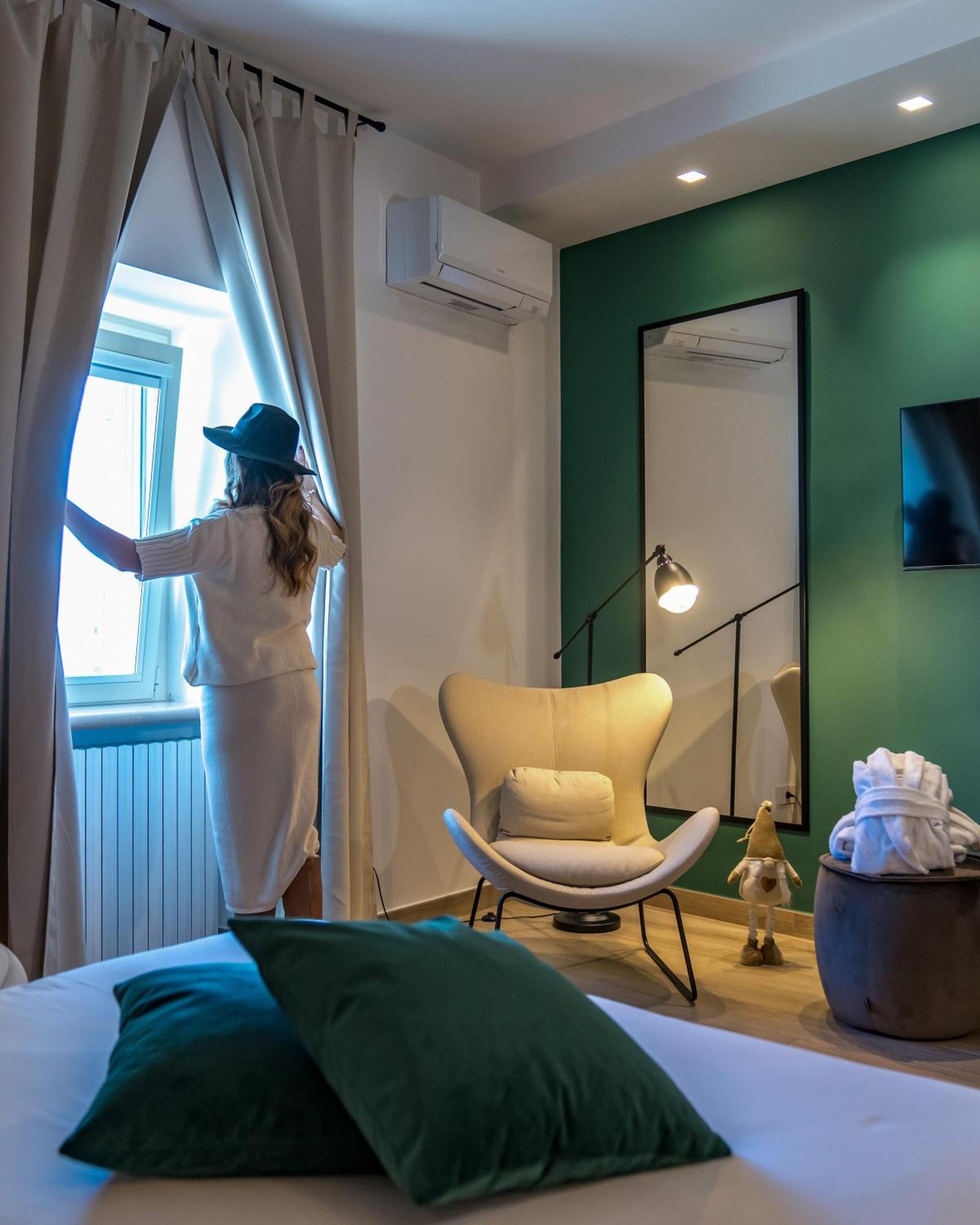 Deluxe Suite Sea View