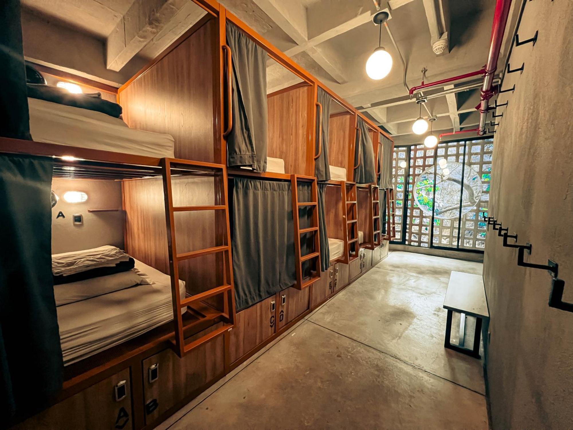 Bed 10-Bed Mixed Dormitory Room