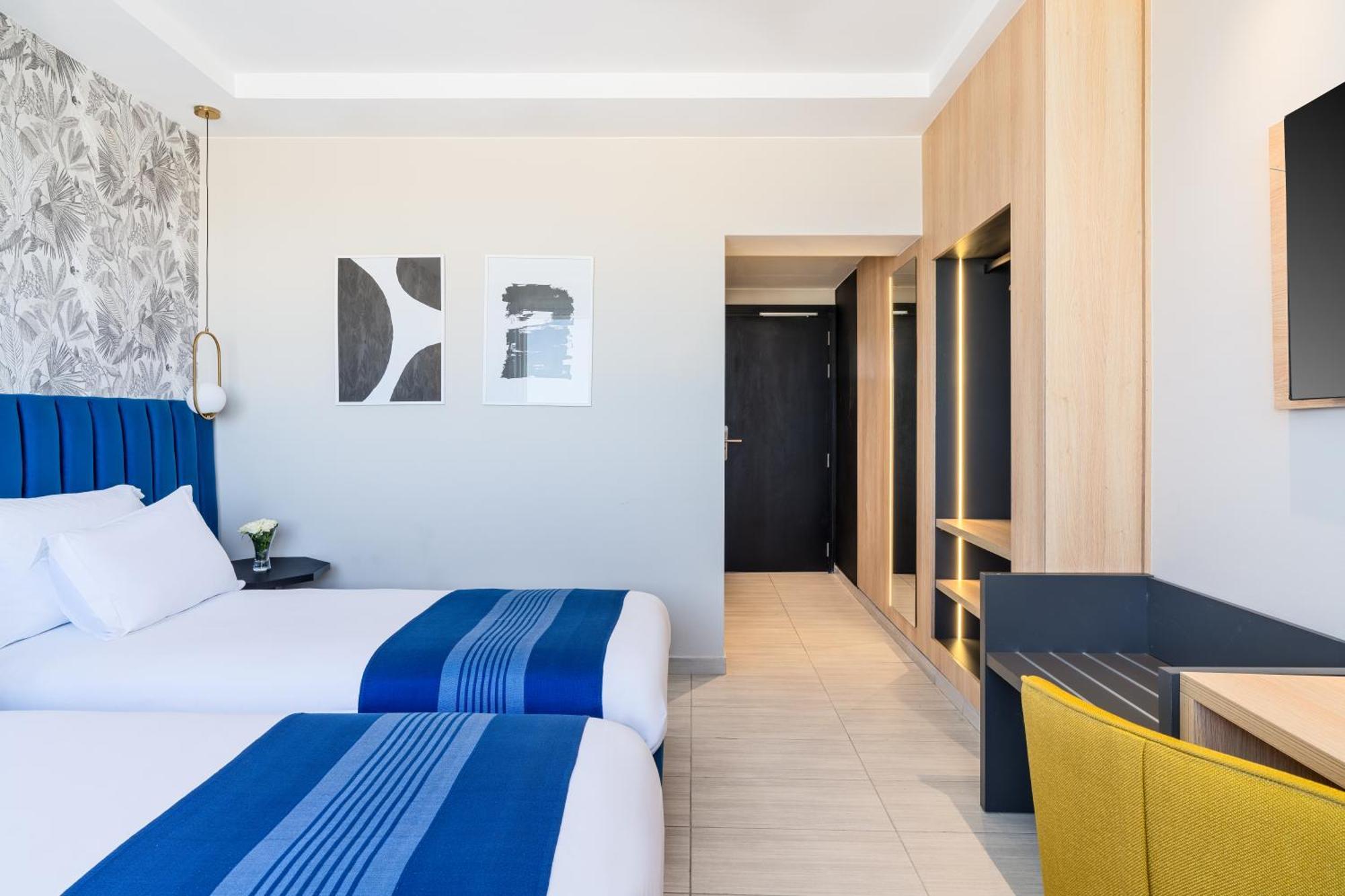 Superior Room Twin Beds