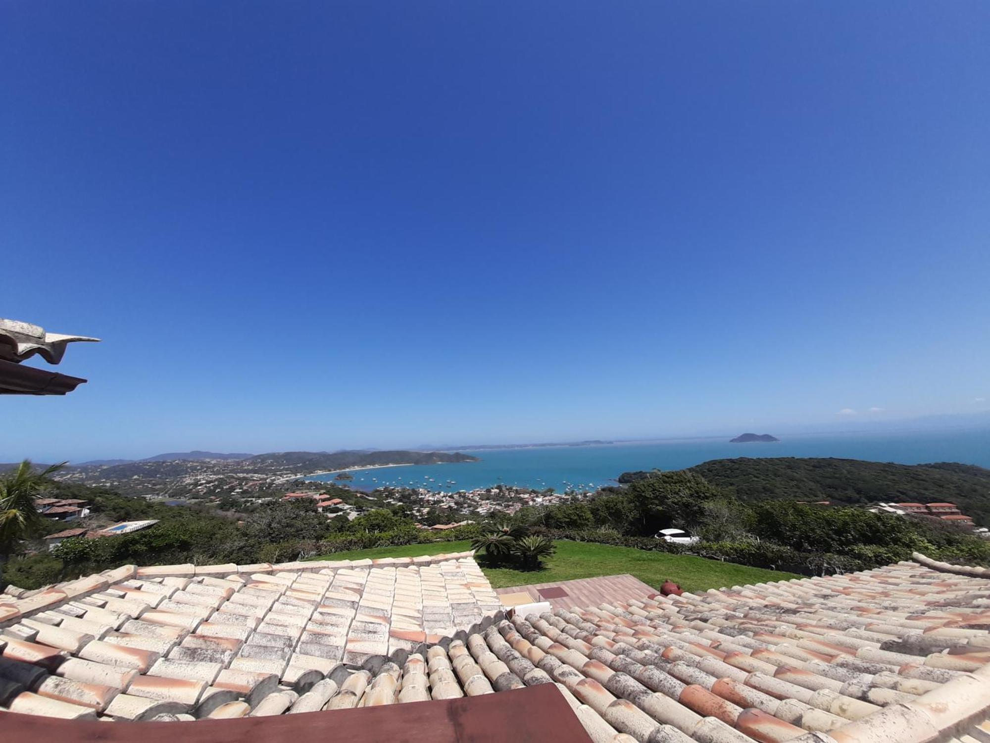 Quarto Duplo Deluxe com Varanda e Vista Mar