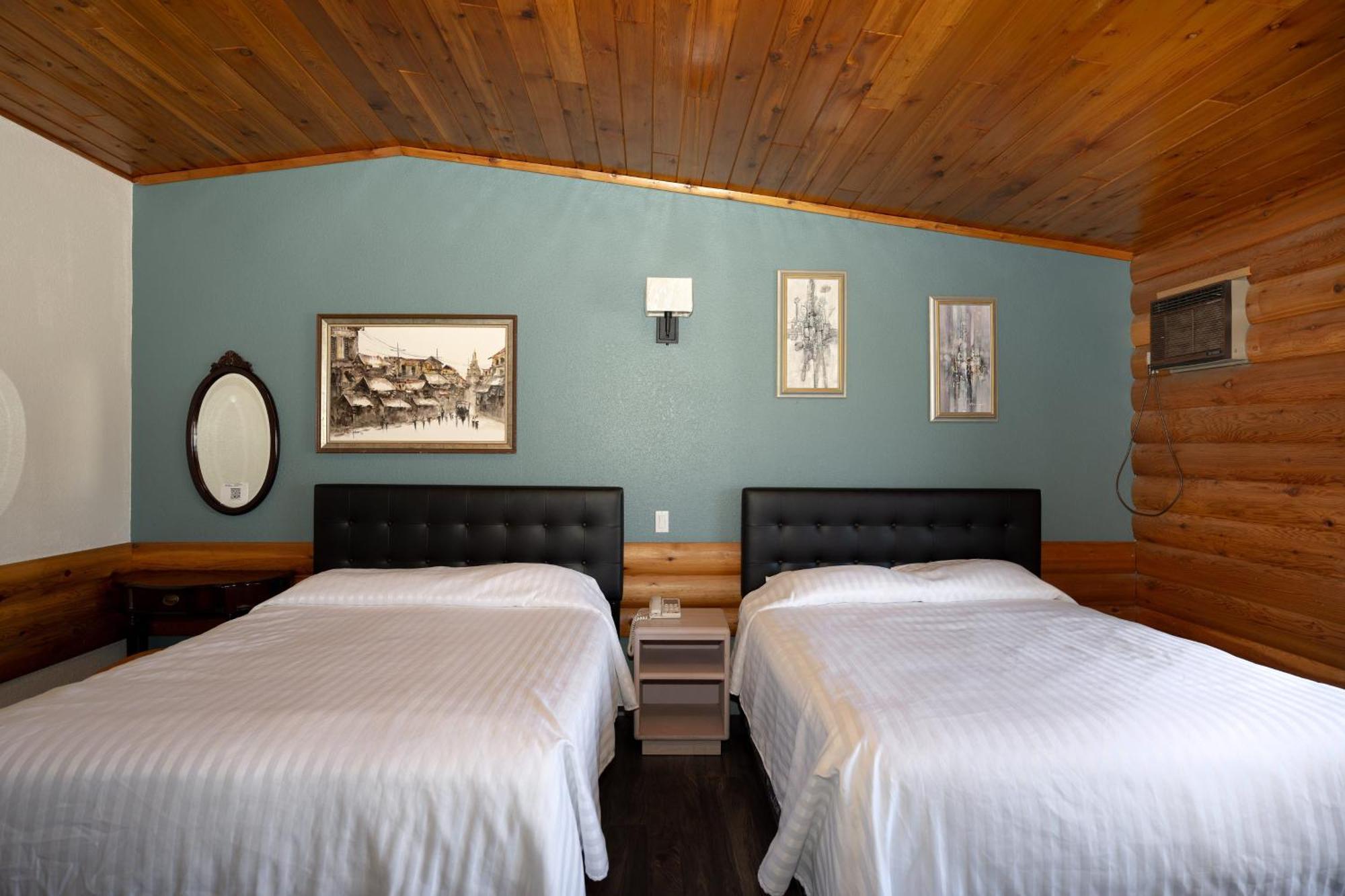 Two-Bedroom Suite
