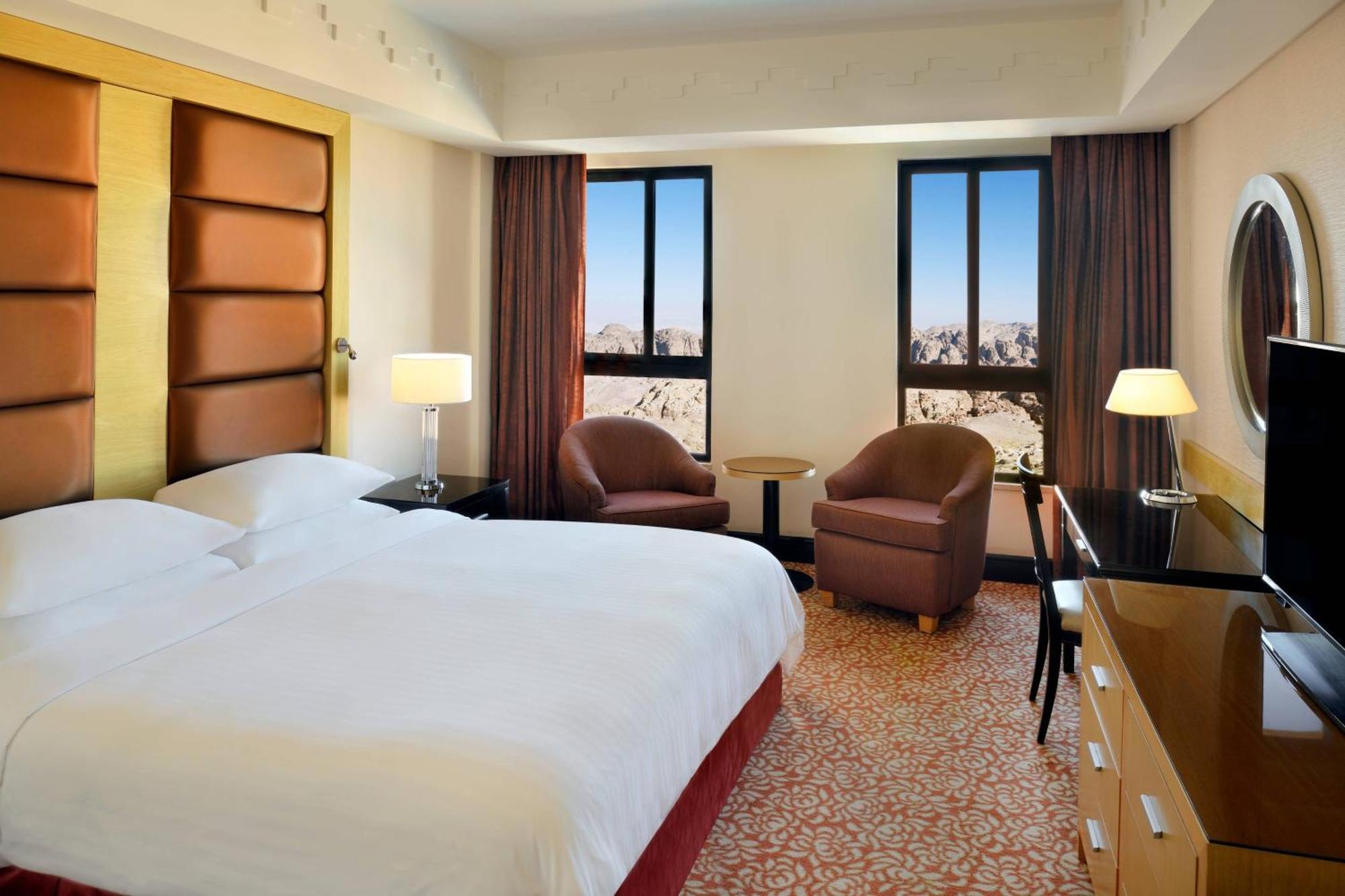 Mountain Premium Room, 1 King,1653531398:JPEG