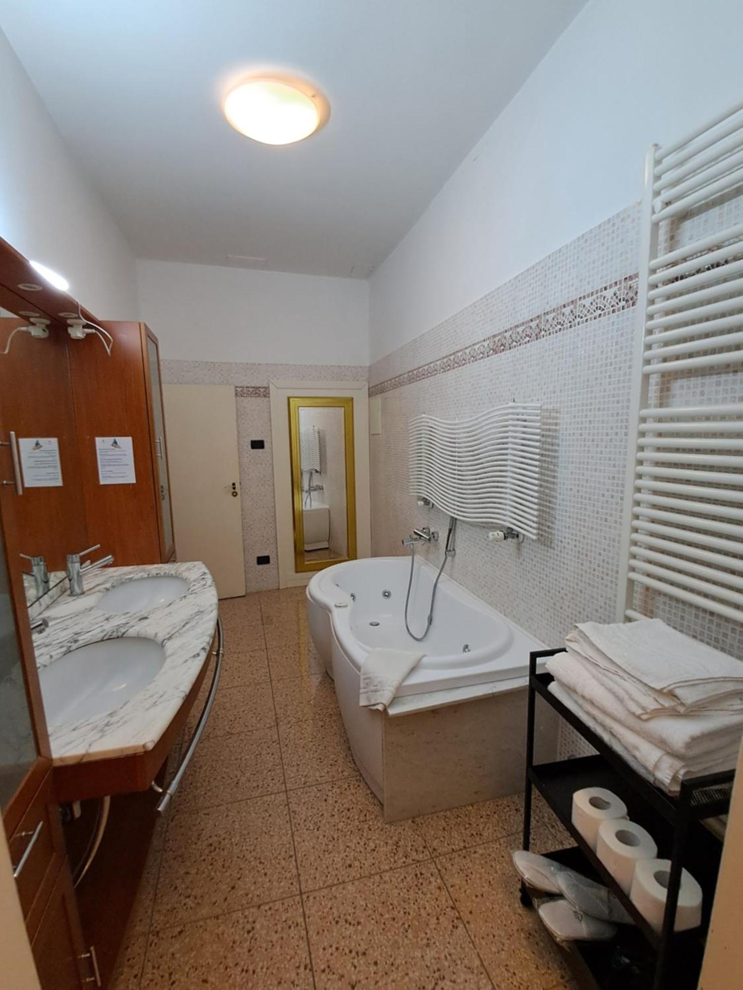 Junior Suite Canal View