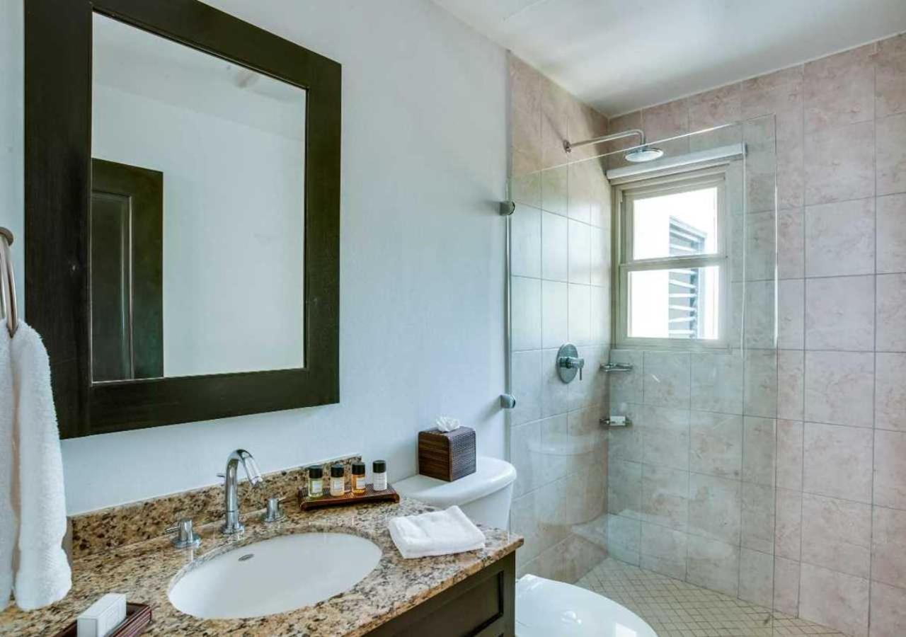 One-Bedroom Garden View Condo