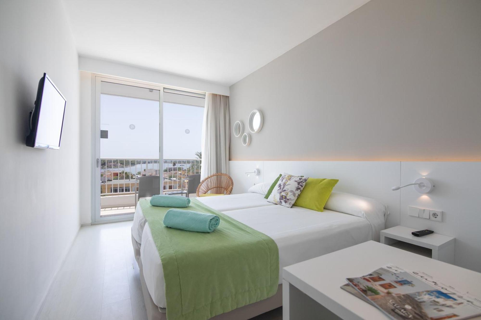 Double Room Balcony High Floor