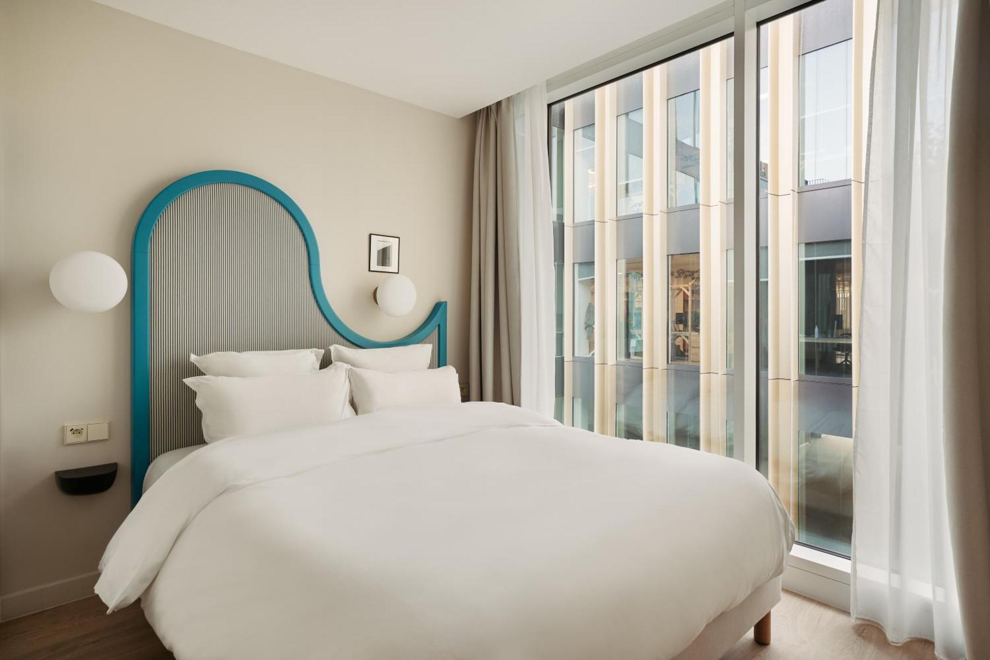 One-Bedroom Deluxe Apartment,1624289975:JPEG