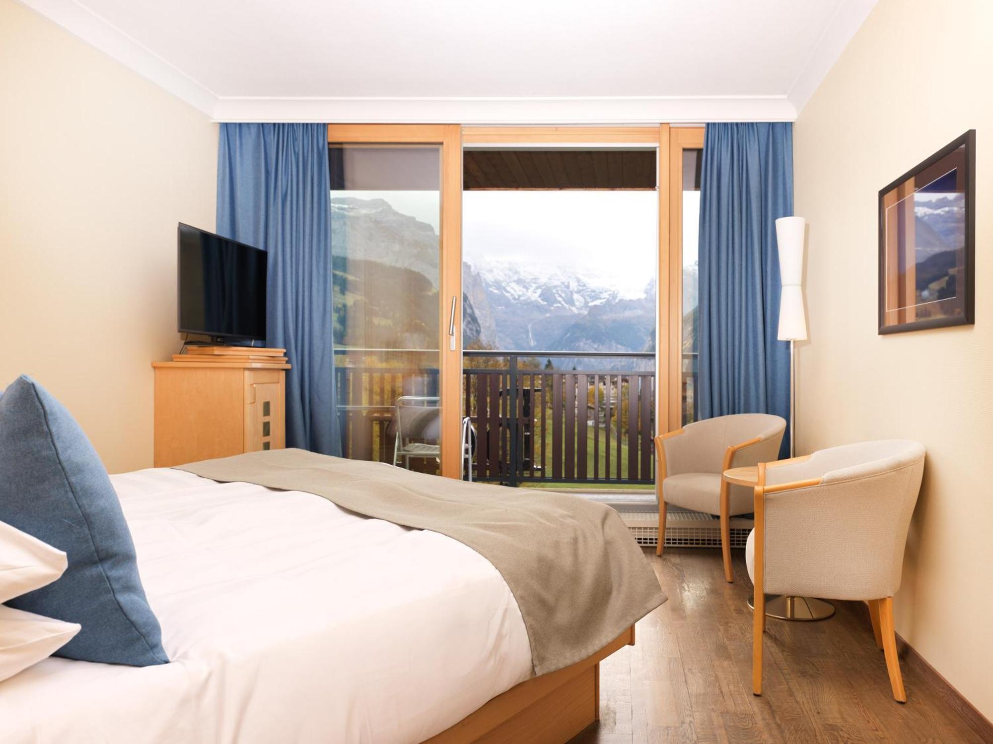 Double Room with Mountain View and Balcony,1626354598:JPEG