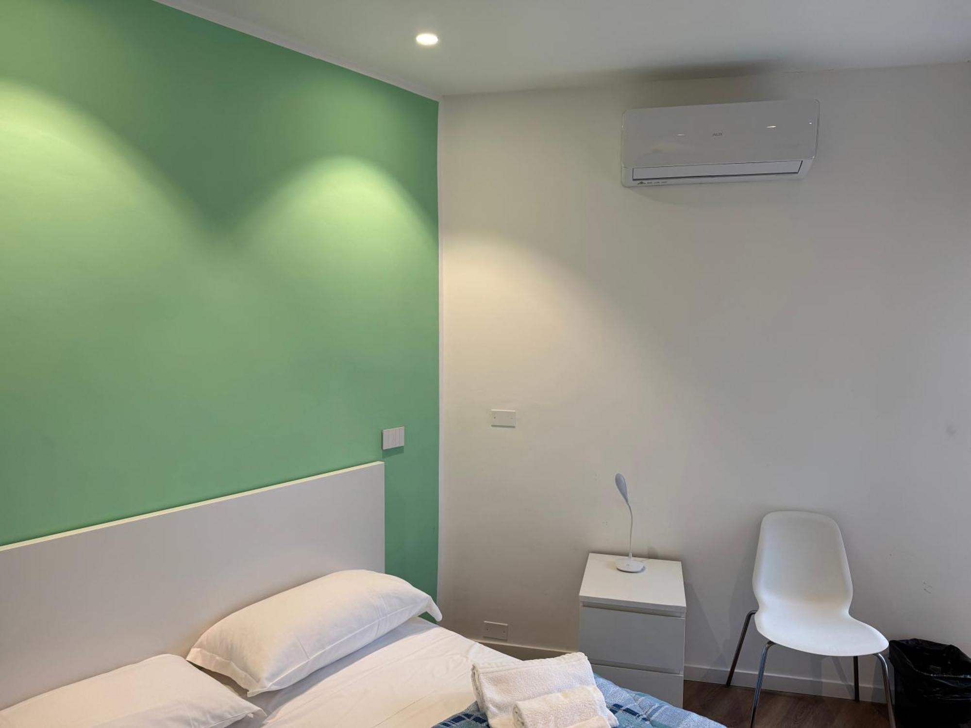 Double Room Private Bathroom