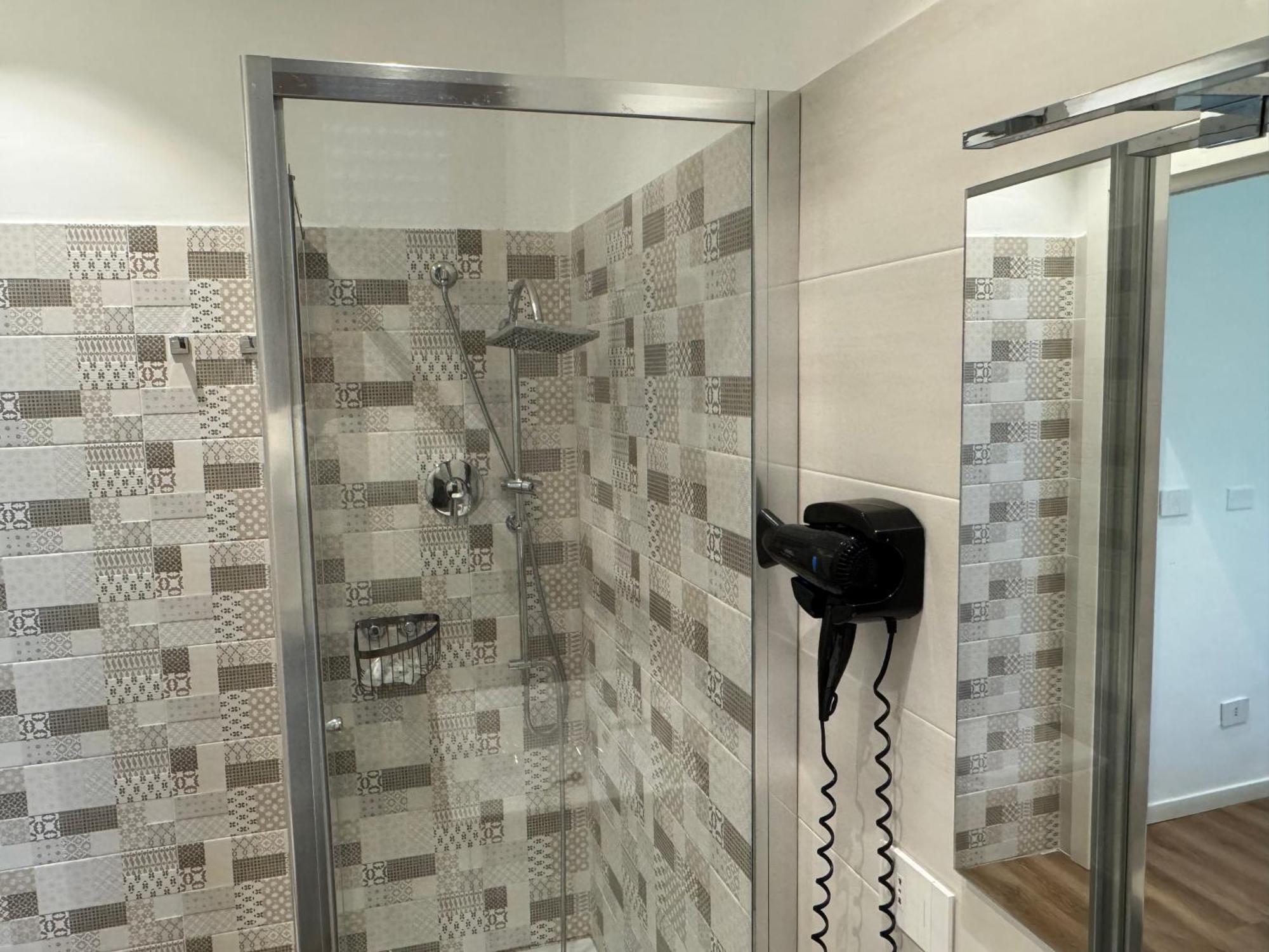 Double Room Private Bathroom