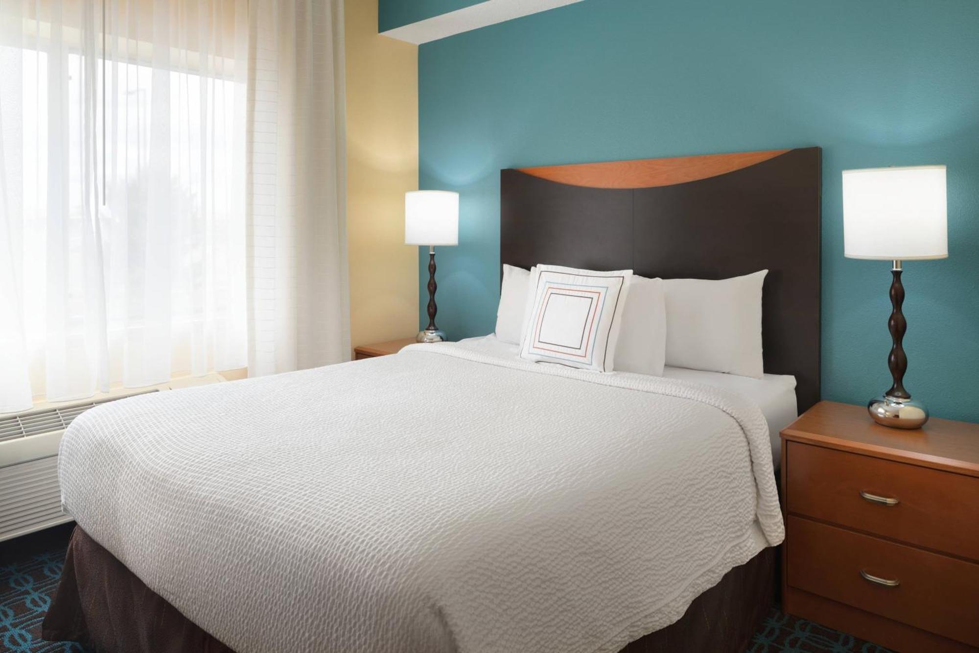 Guest Room with Queen Bed,1632217069:JPEG