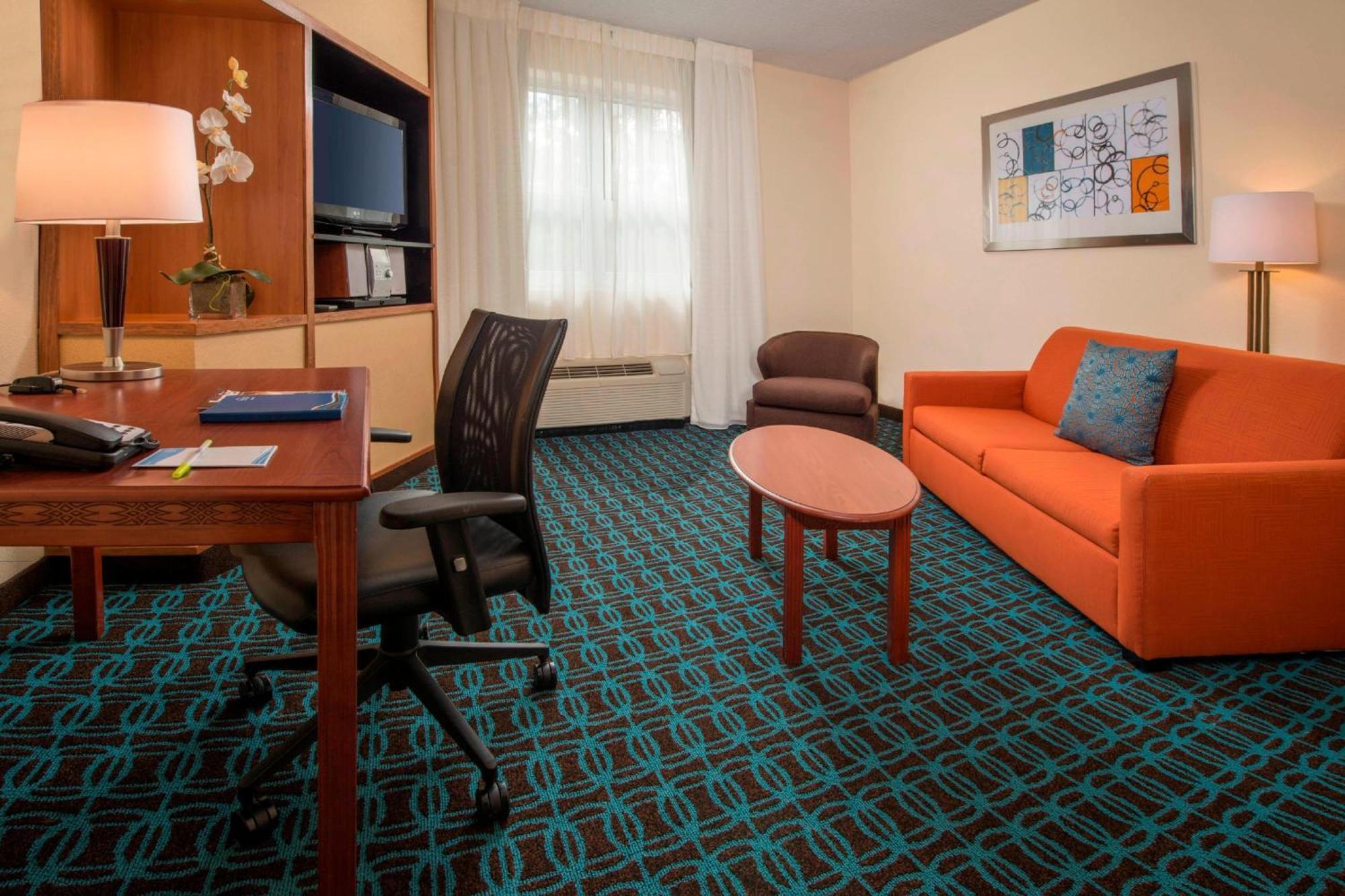 Two-Bedroom King Suite with Two King Beds and Sofa Bed,1632226292:JPEG