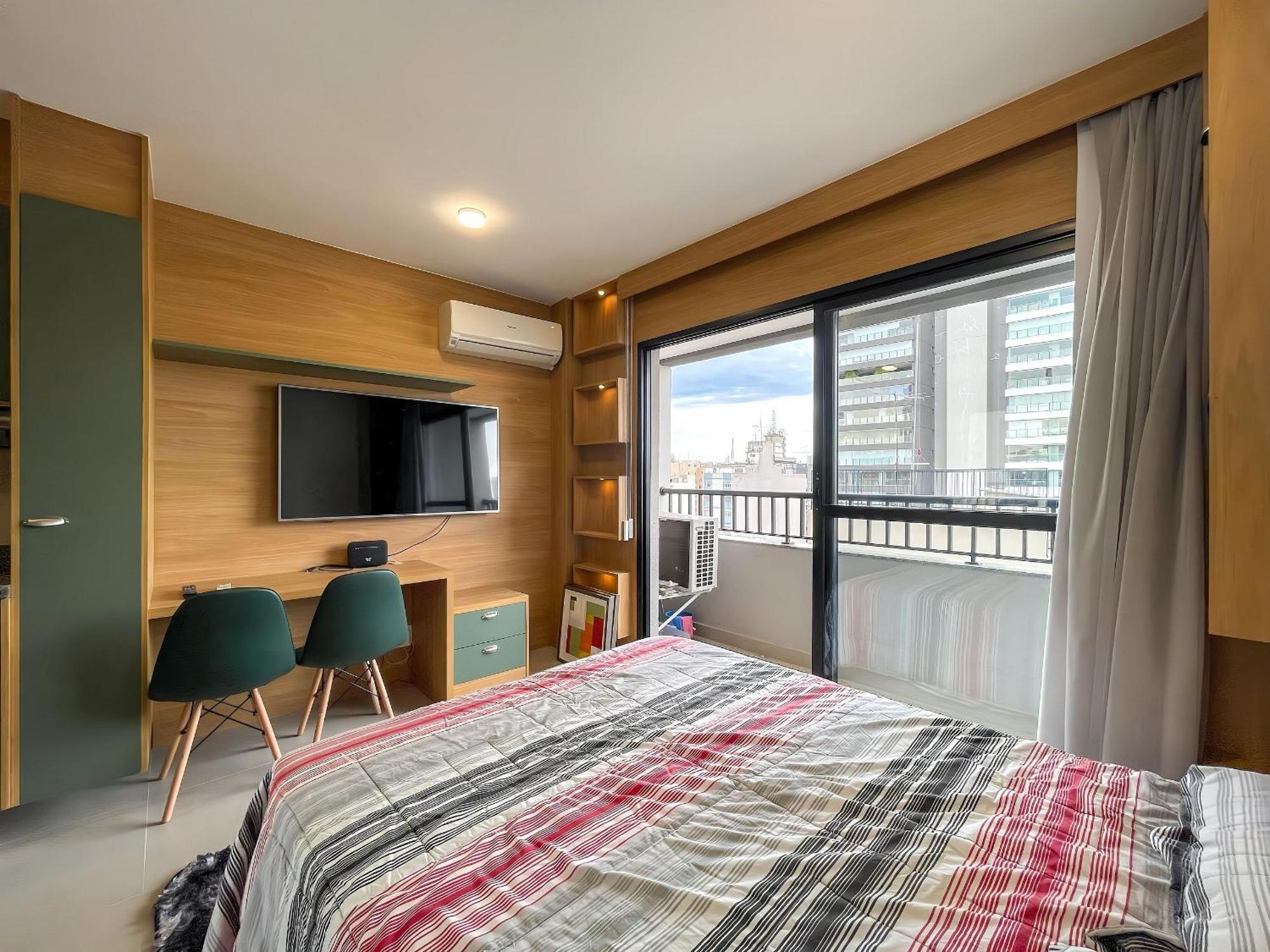 Apartment City View