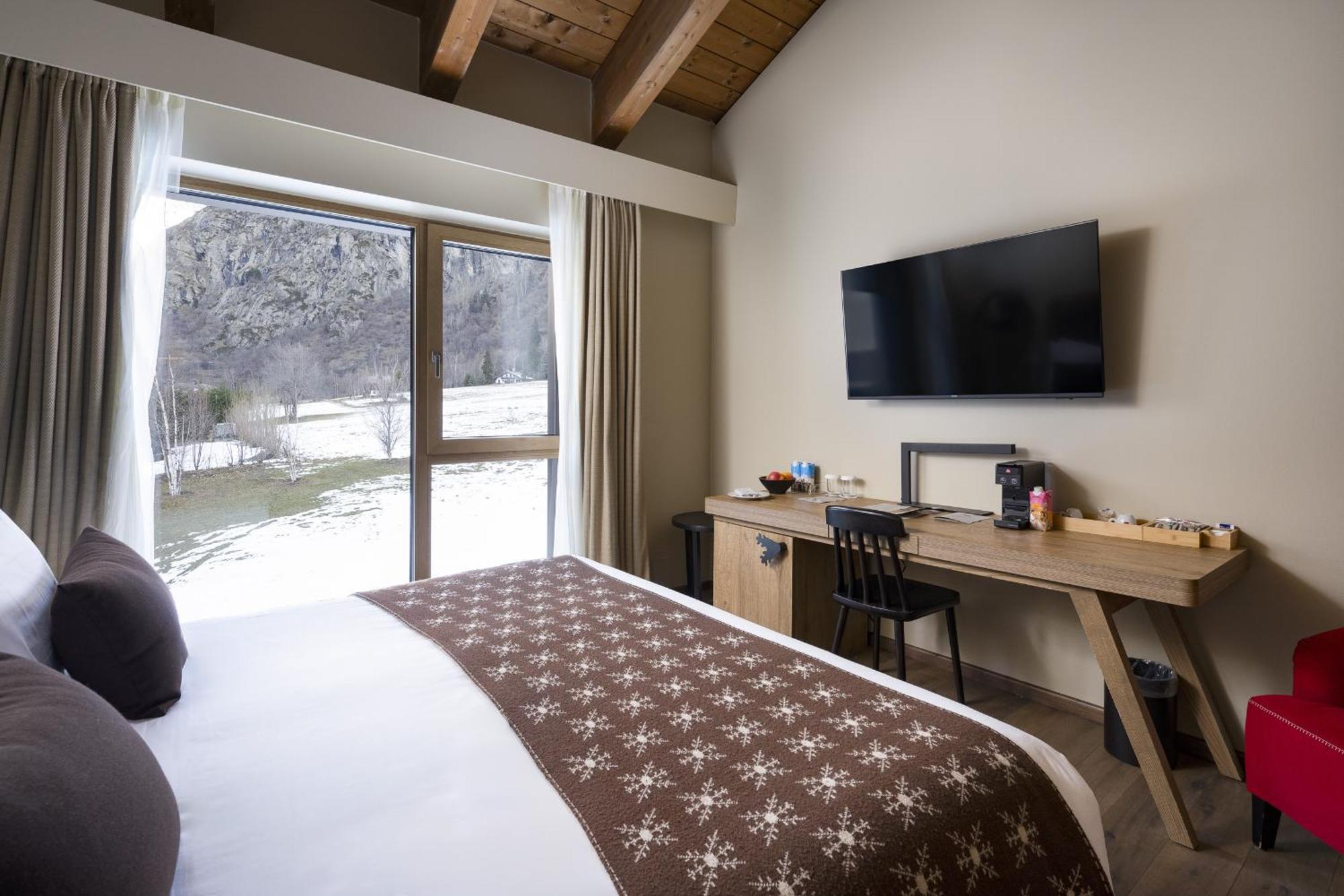 Double or Twin Comfort Room Mountain View