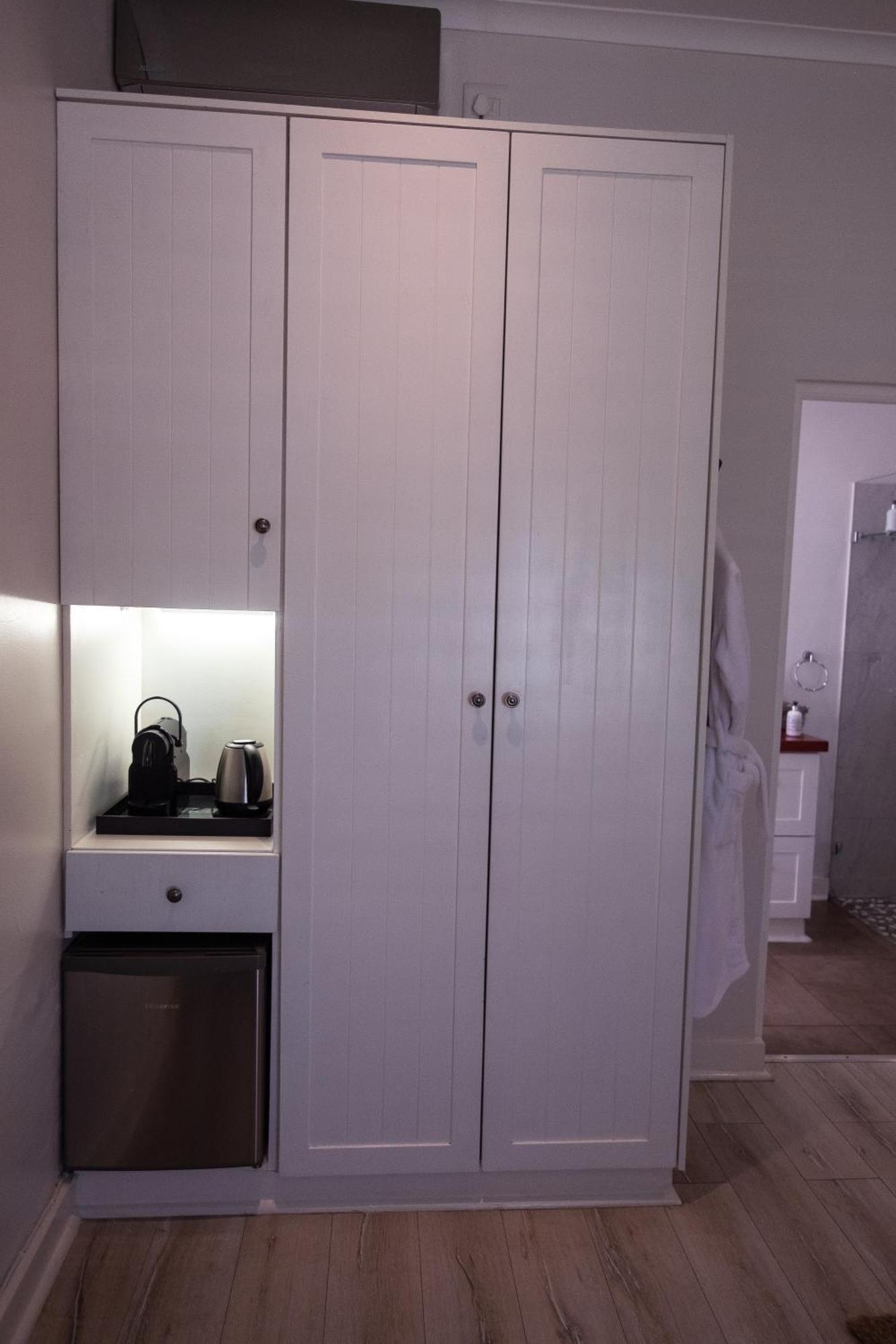 Luxury Queen Room 1