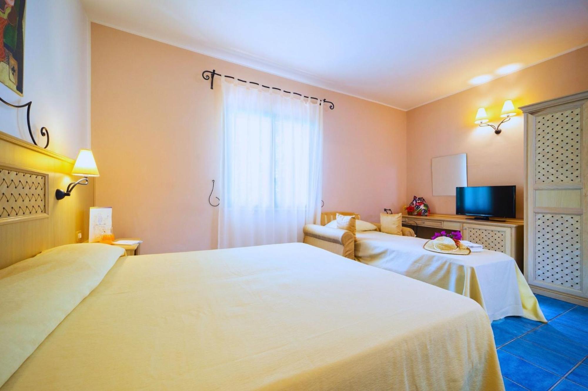 Triple Room,1646892504:JPEG