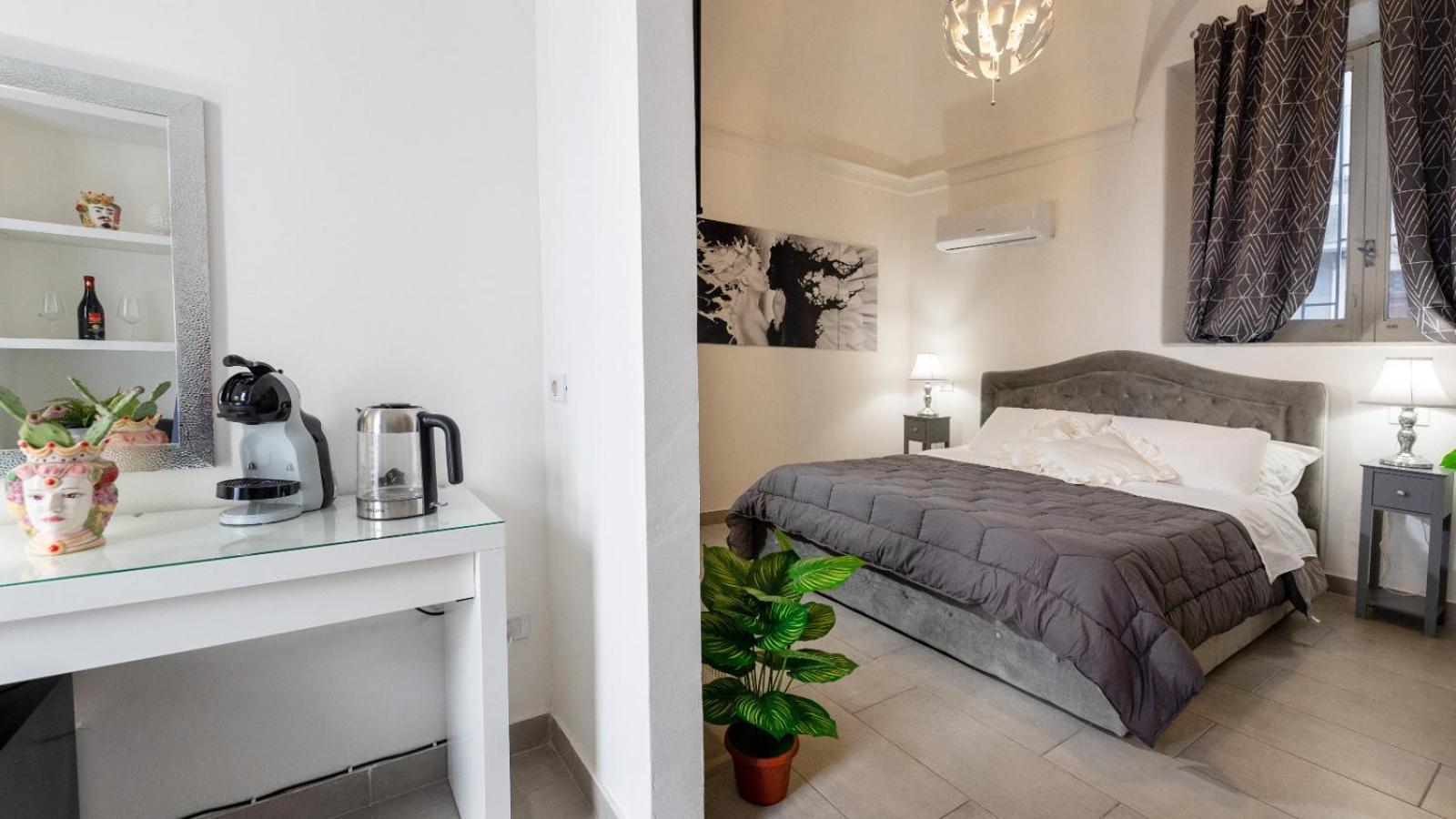 Deluxe Queen Room