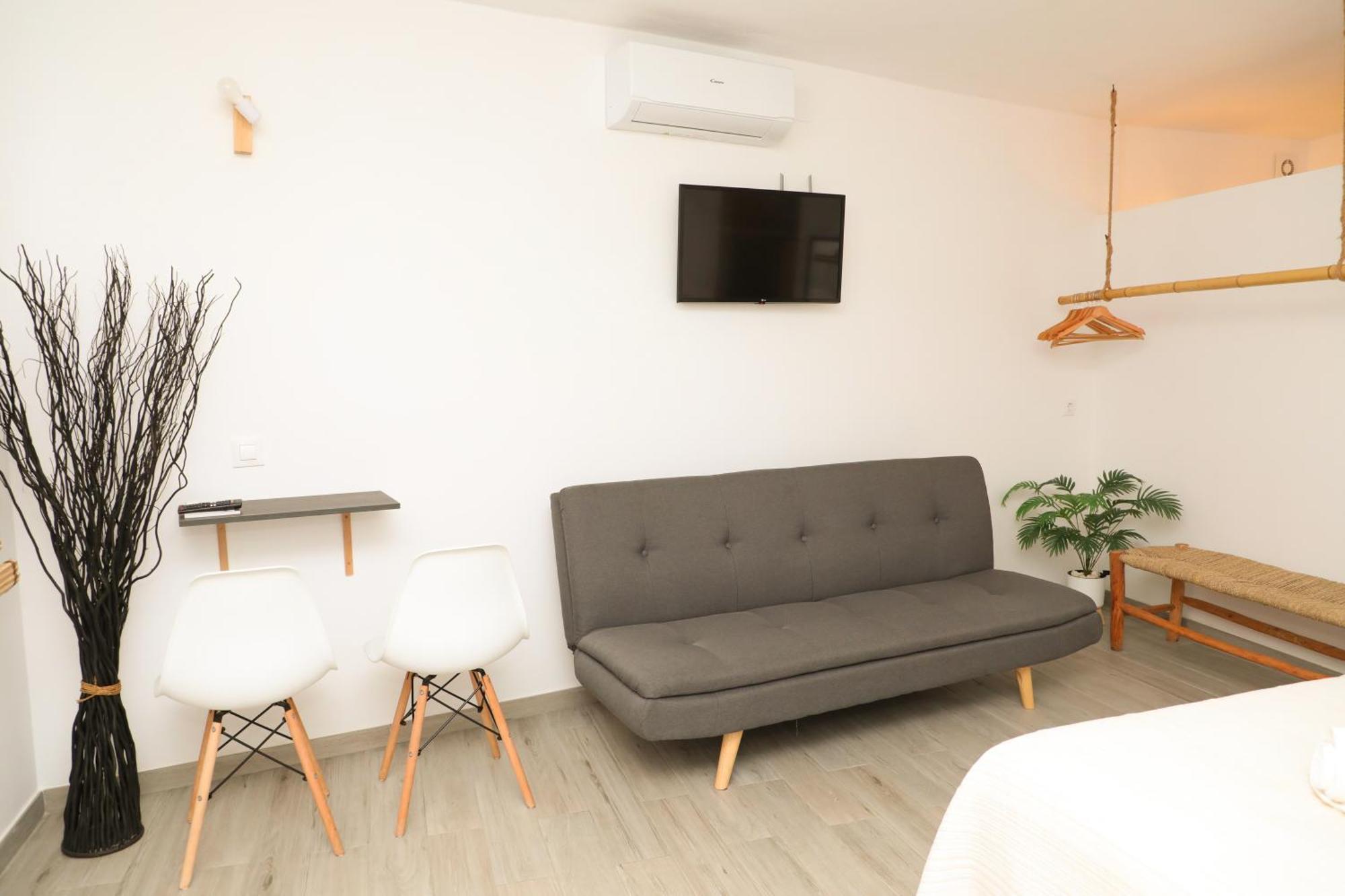 Triple Room Terrace