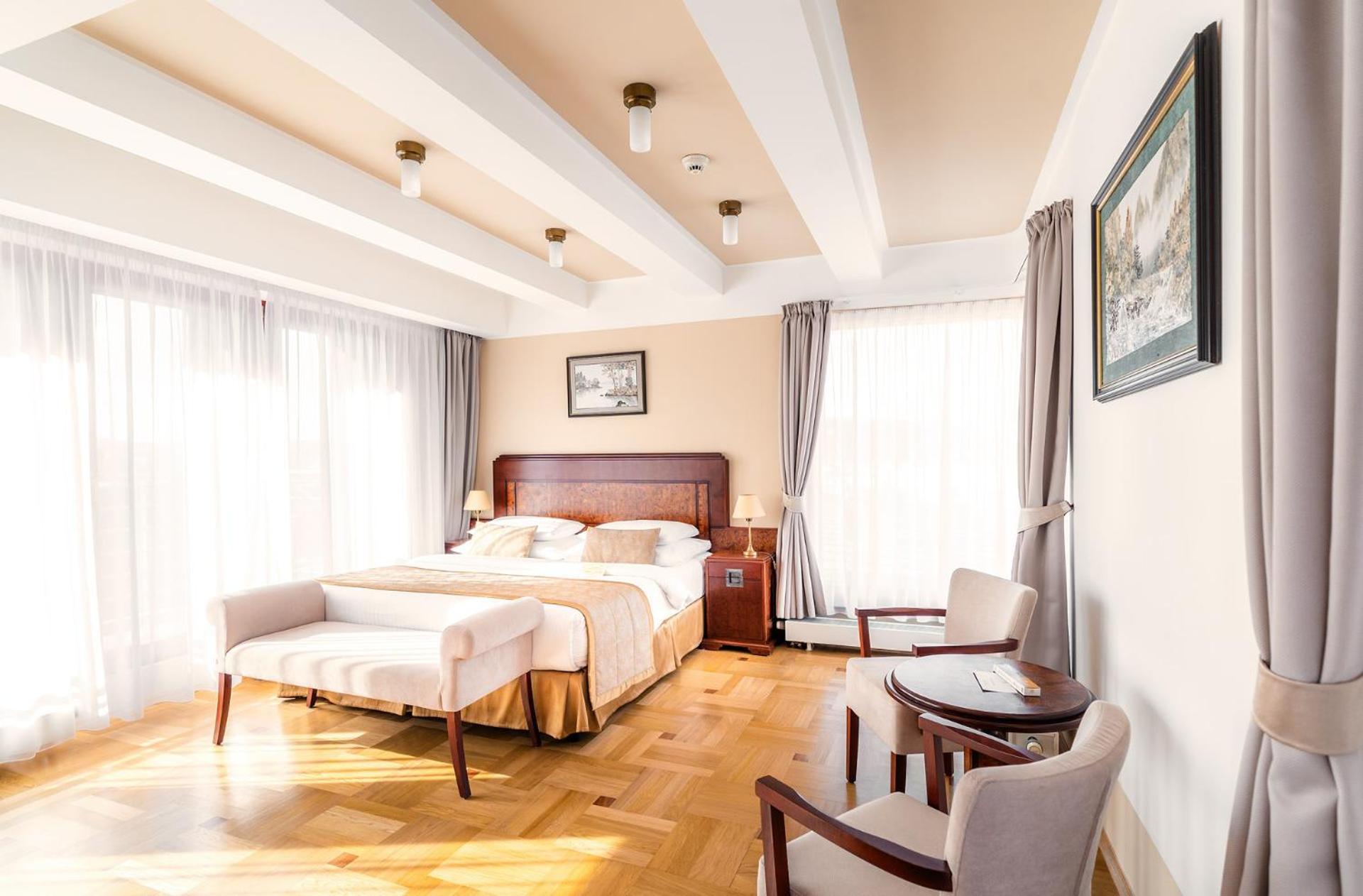 Panorama Suite Castle View