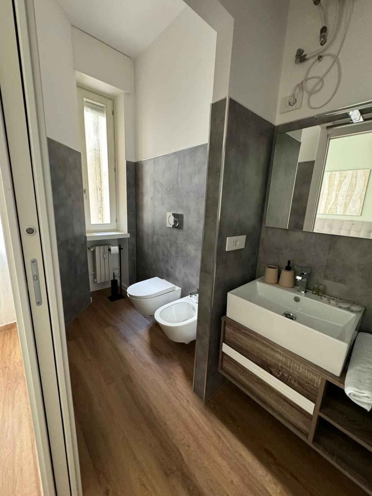 Double Room Private Bathroom