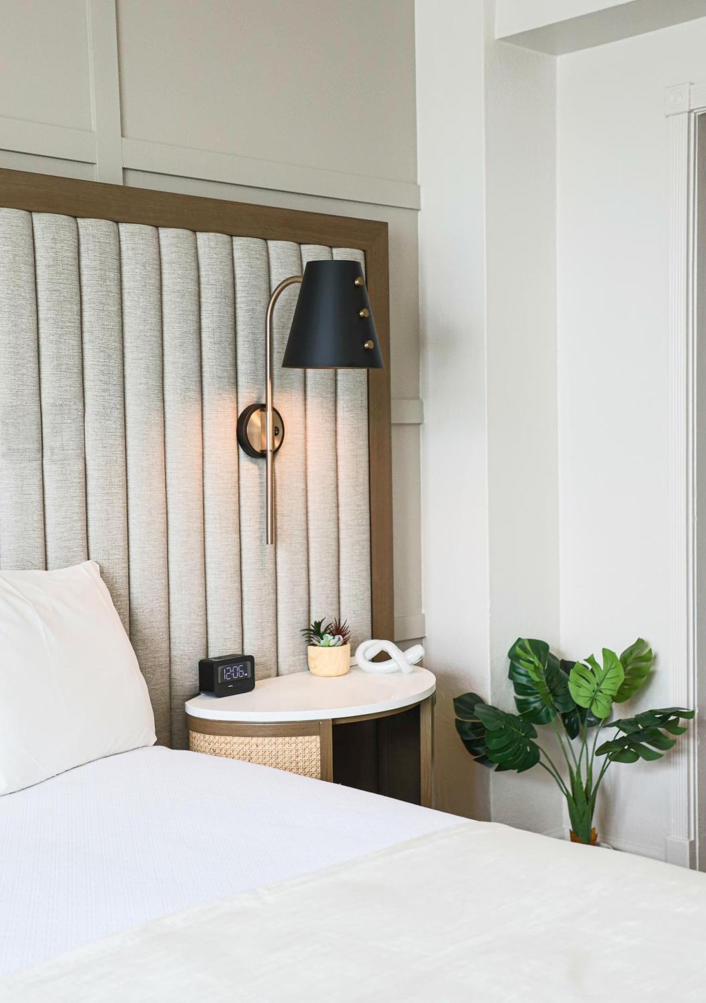 Hébergement 1 Lit King-Size Standard