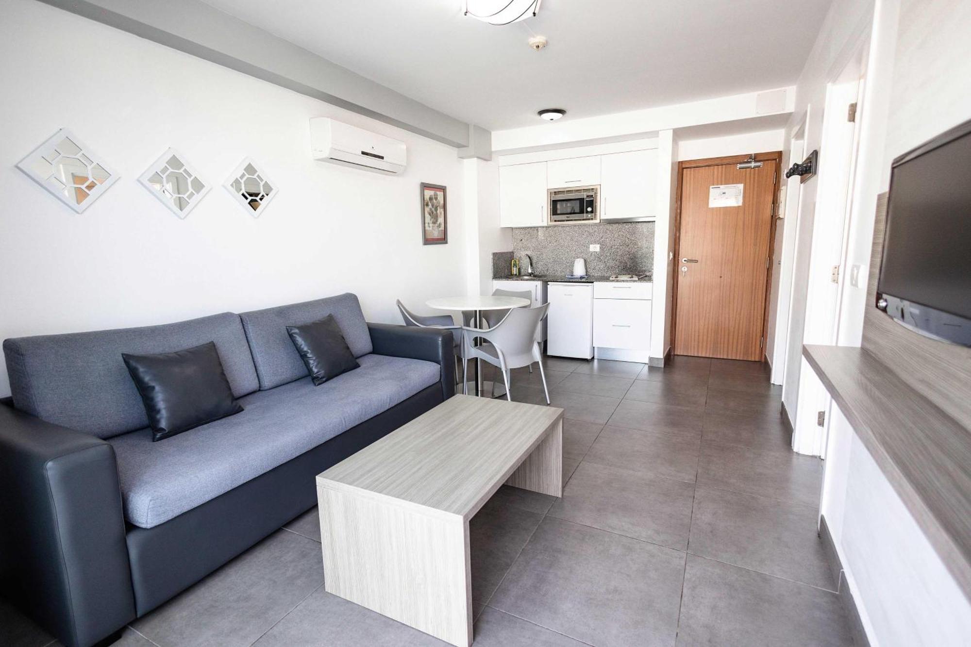 Classic One bedroom apartment balcony