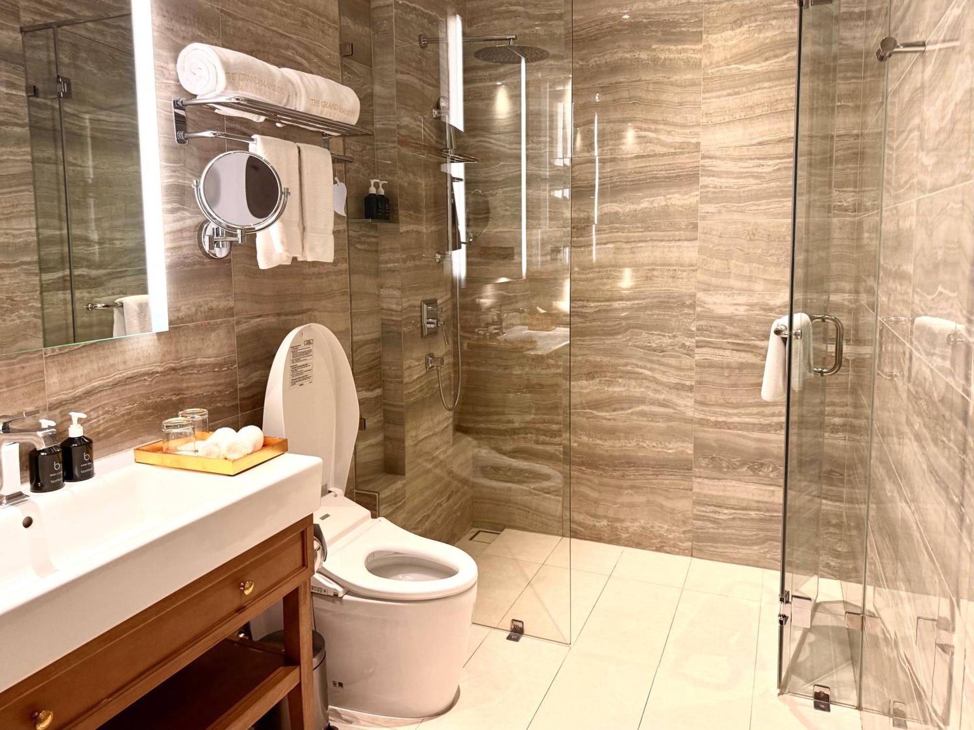 One Bedroom Executive