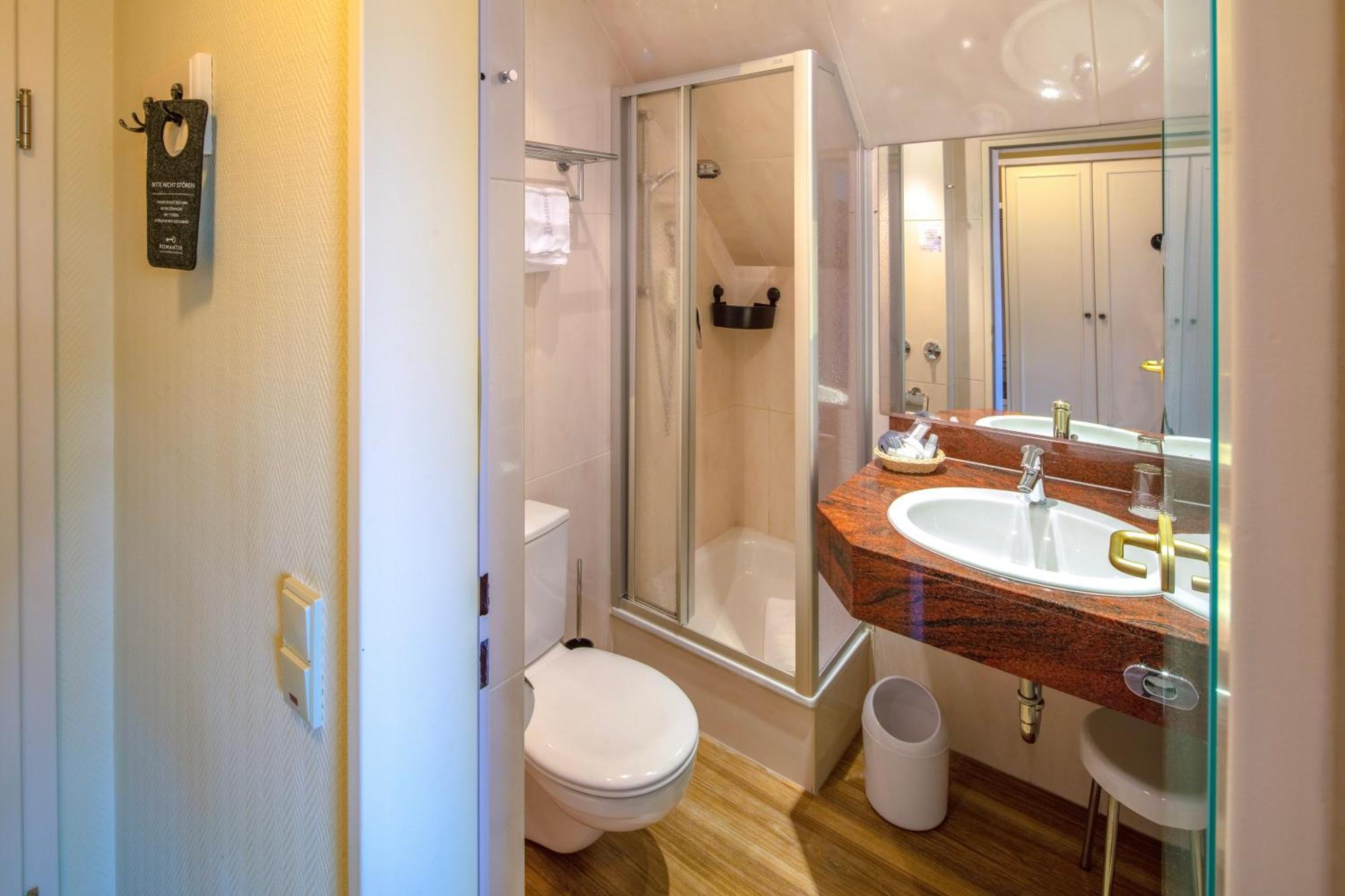Classic Single Room