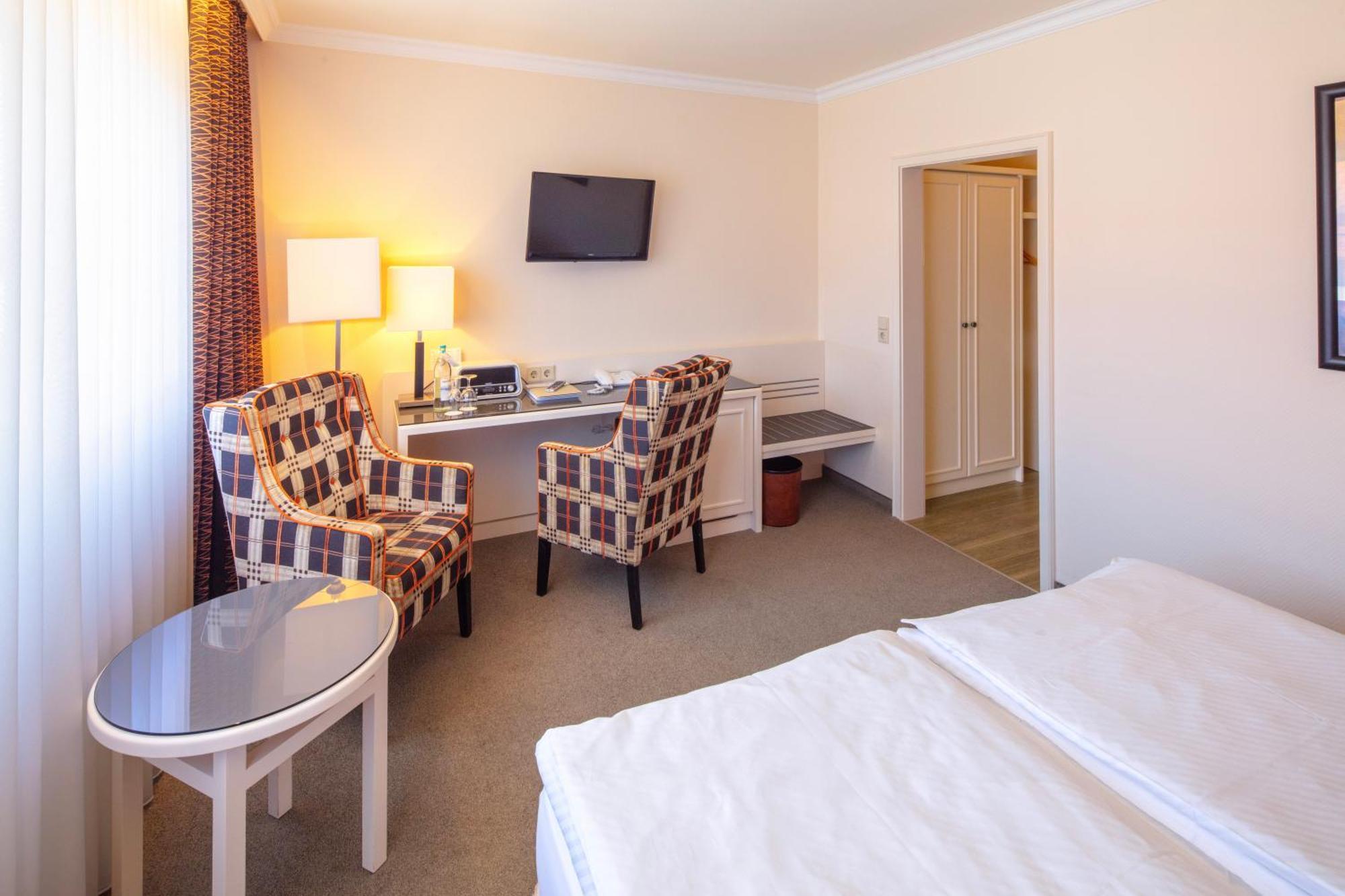 Classic Double Room