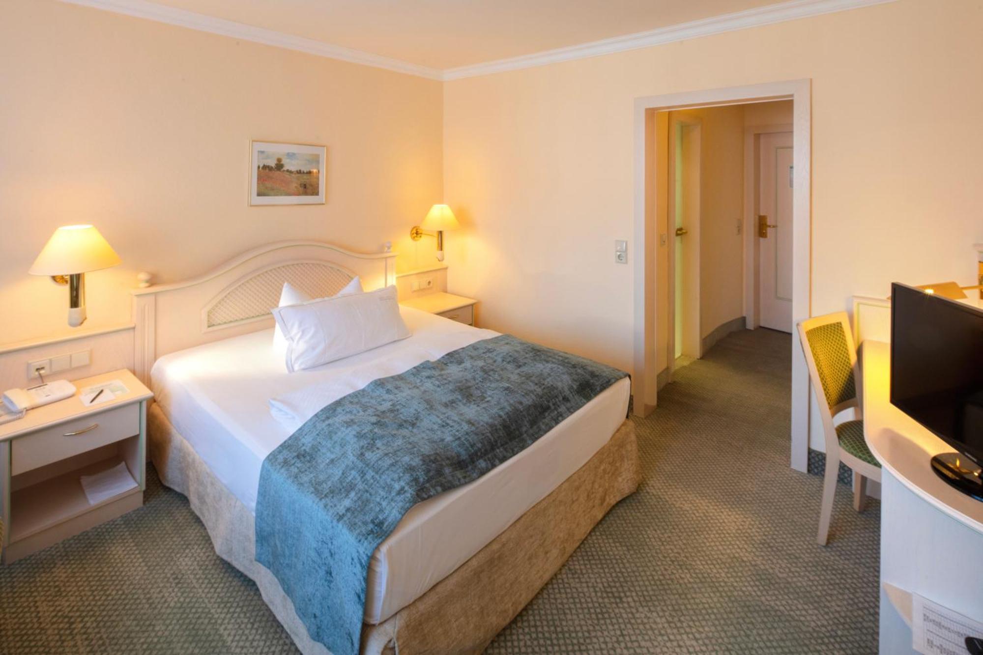 Deluxe Single Room