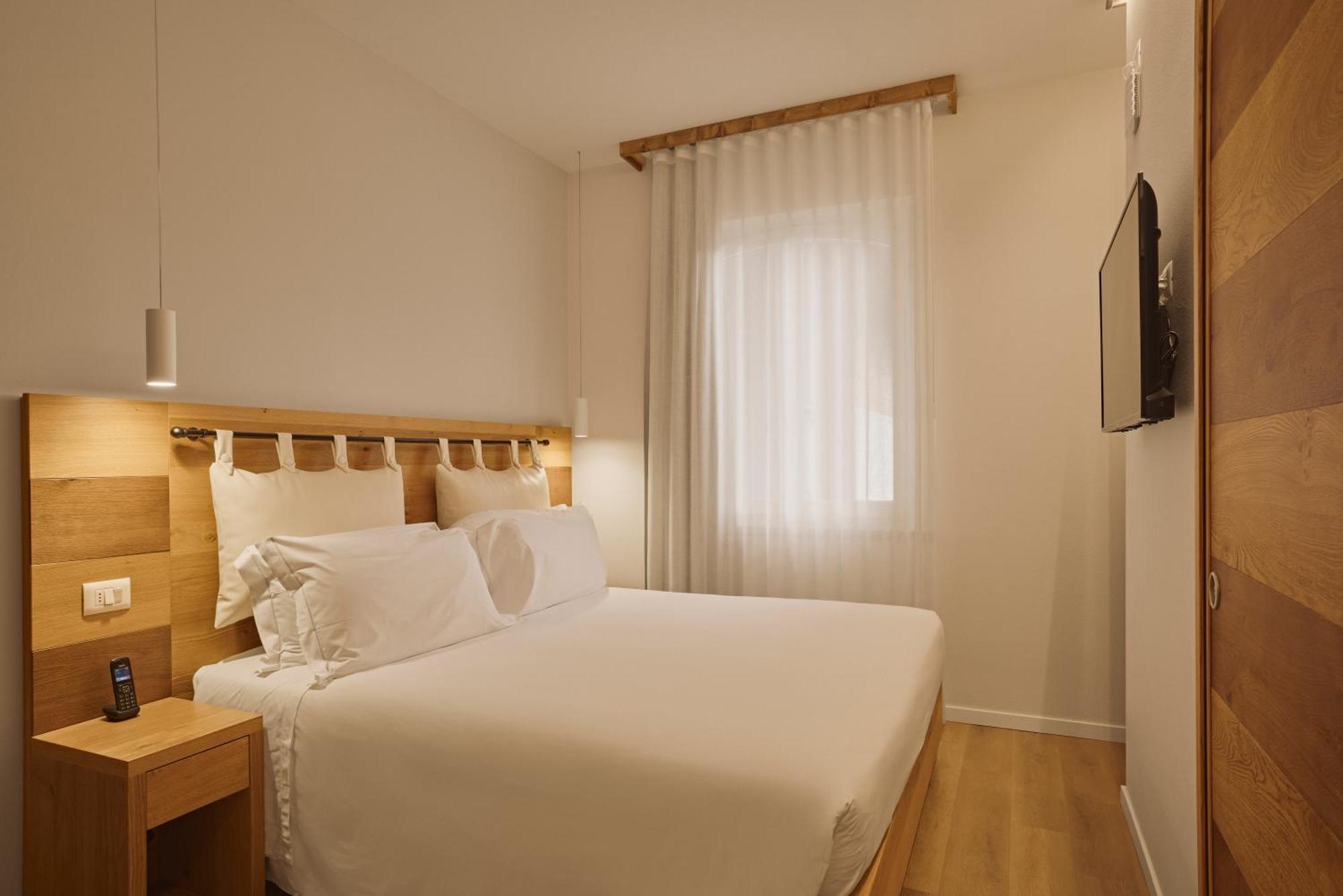 Superior Double Room,1670704265:JPEG