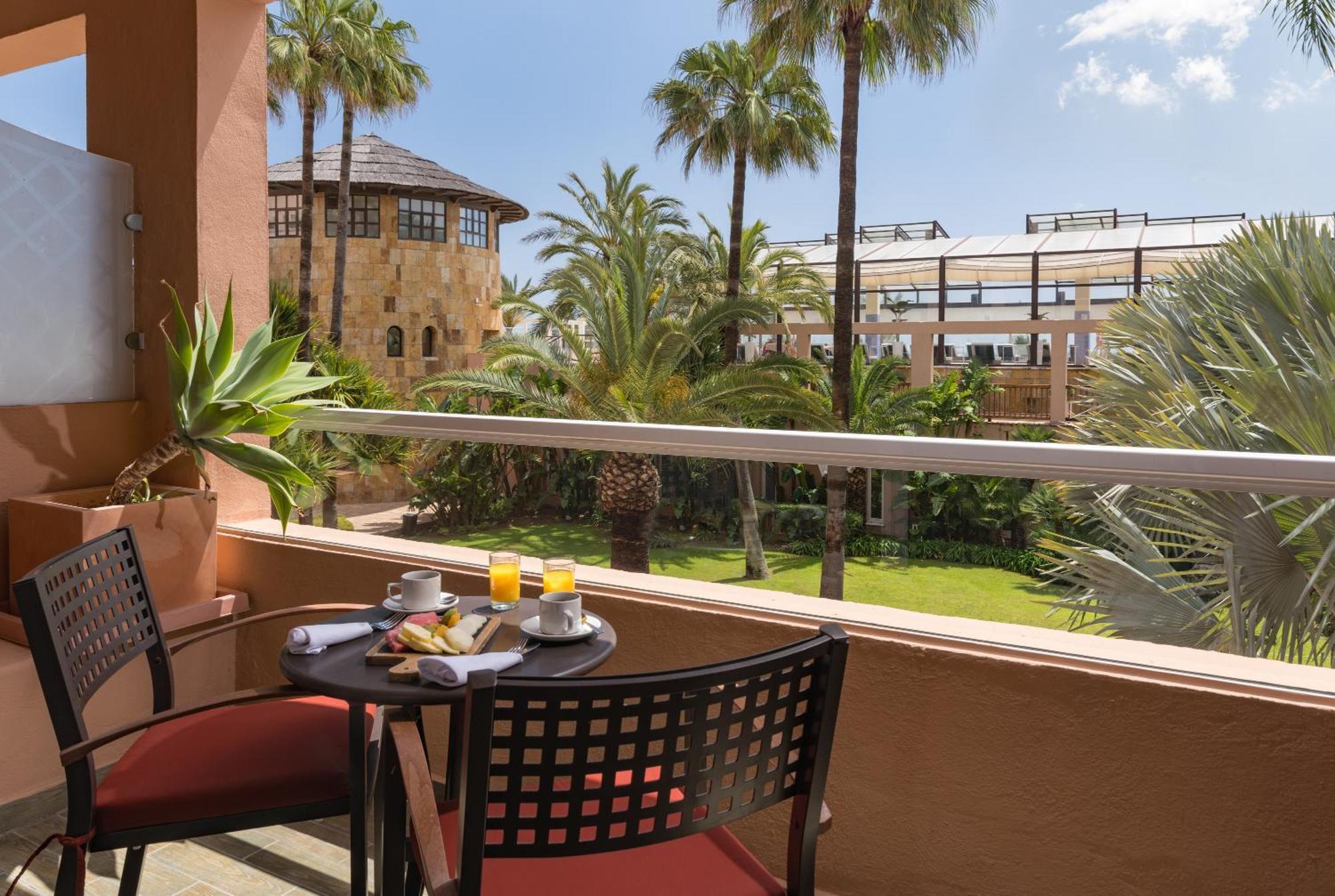Deluxe Double Room Garden View