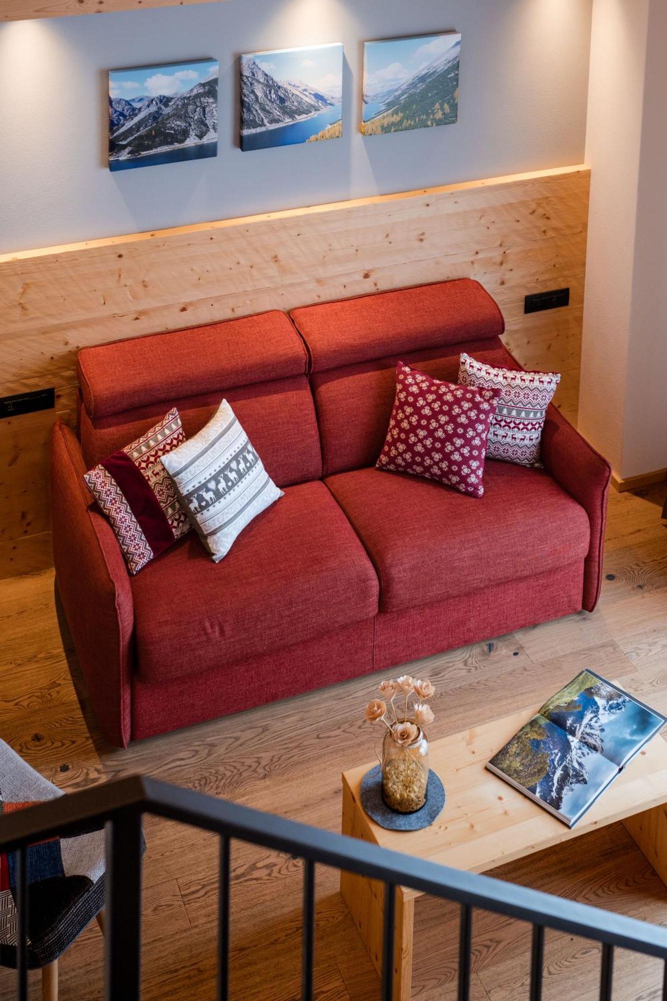 Deluxe Double or Twin Room Mountain View