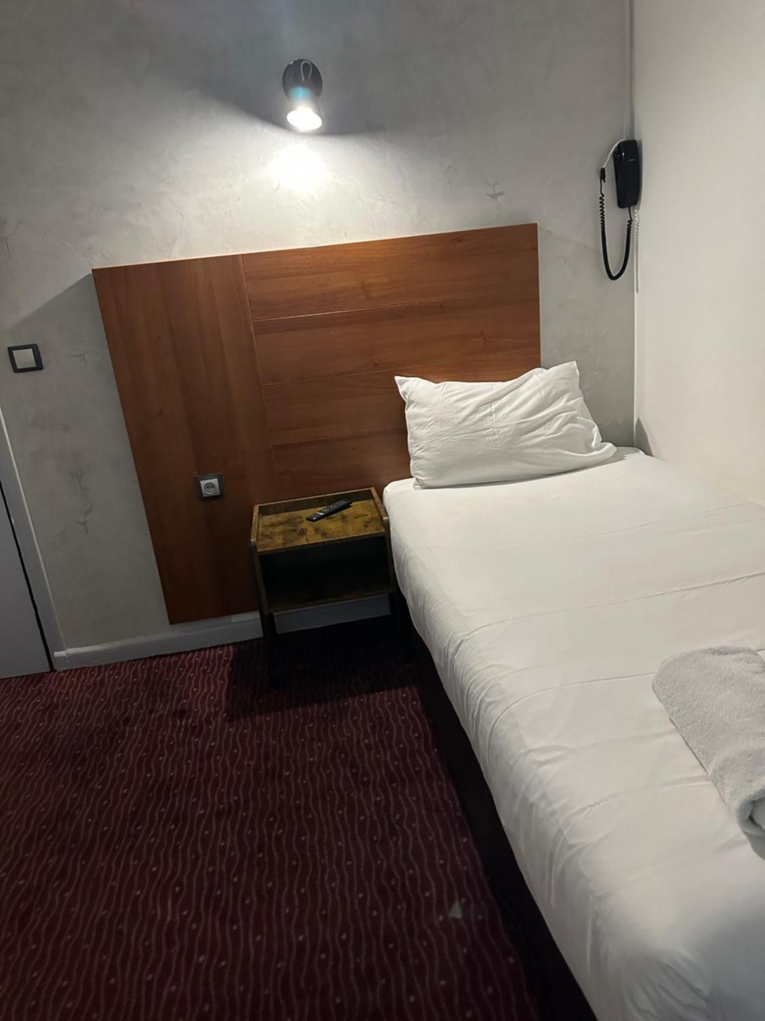 Single Room,1479851249:JPEG