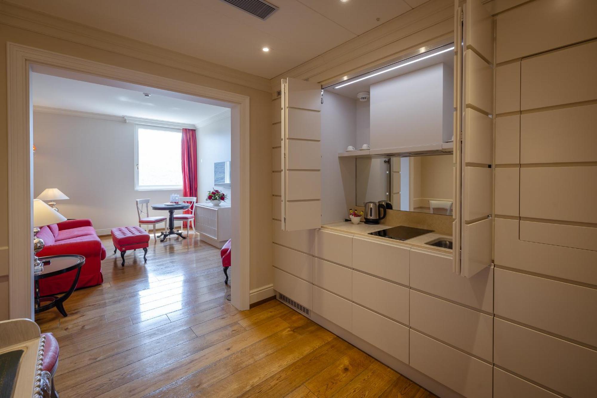 Superior Suite Spa Access