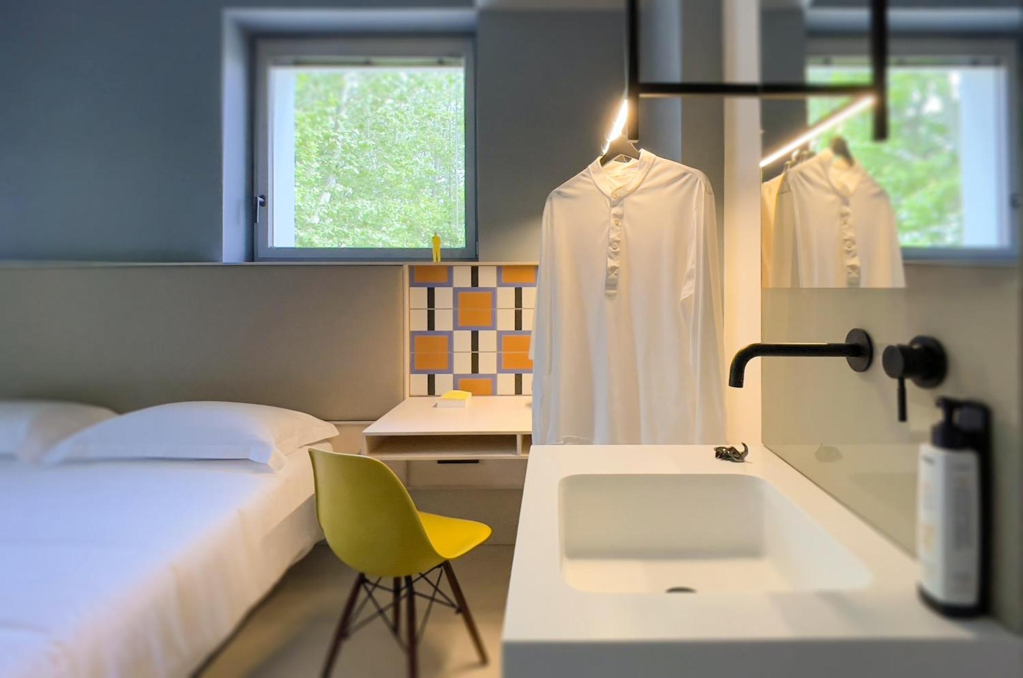 Double Room Private Bathroom