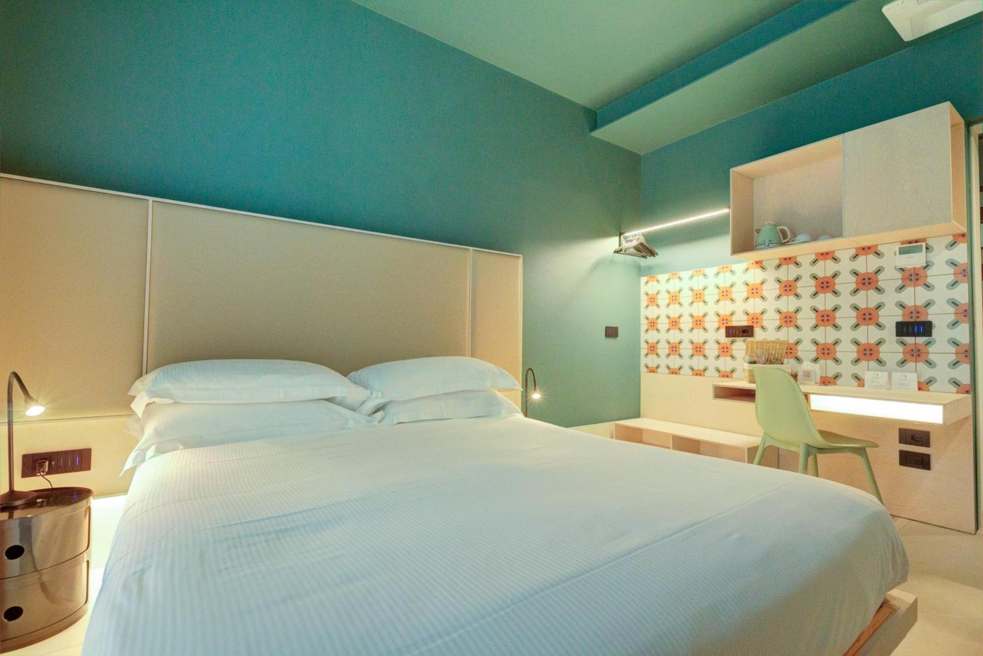 Double Room Private Bathroom