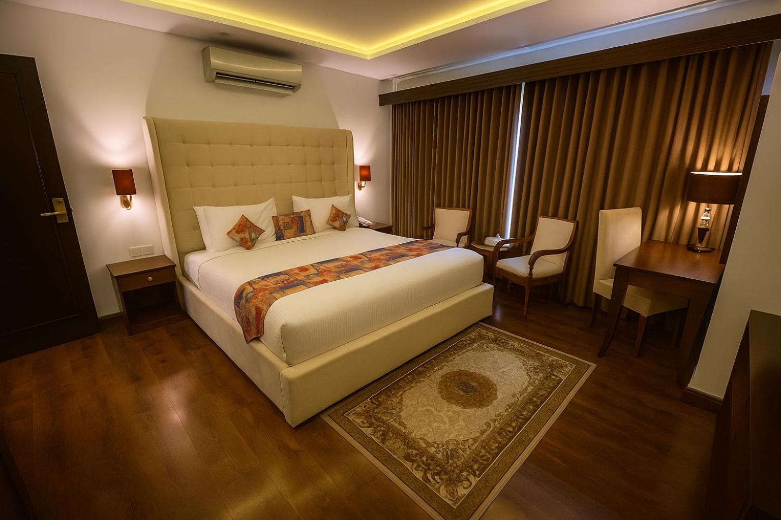 Superior King Room
