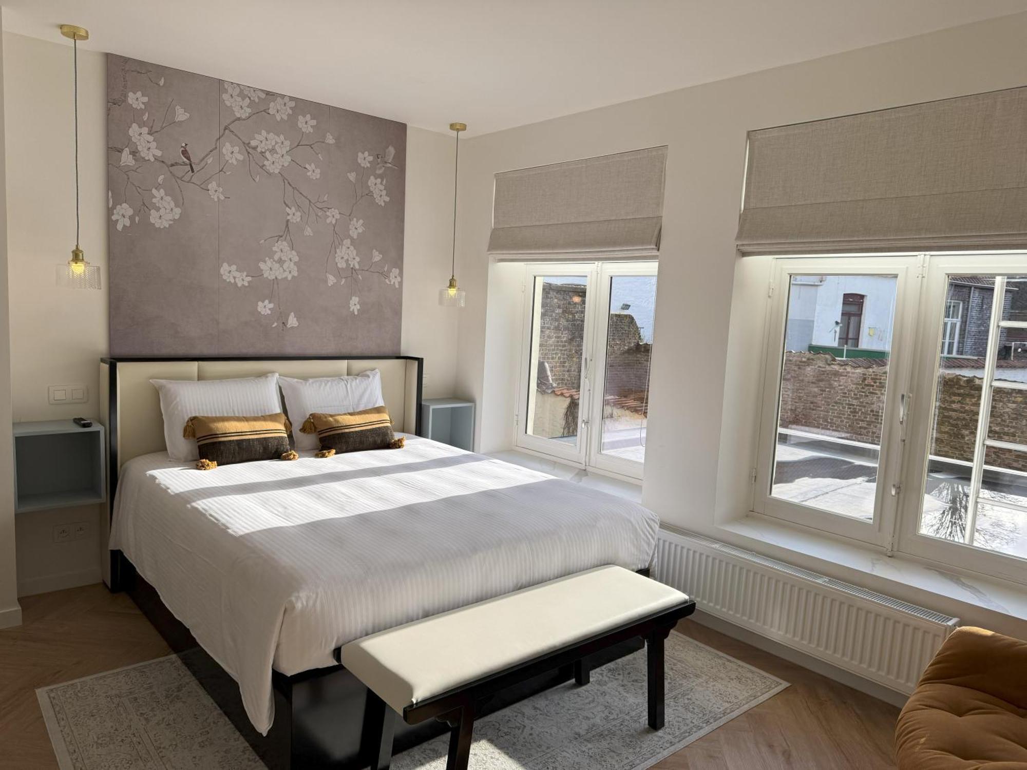 Double Room Private Bathroom