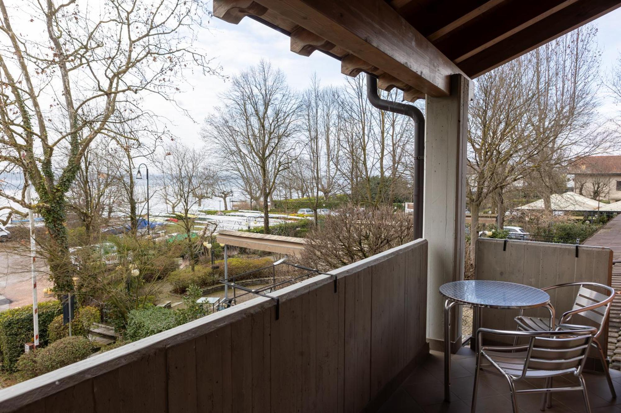 Double Room Lake View