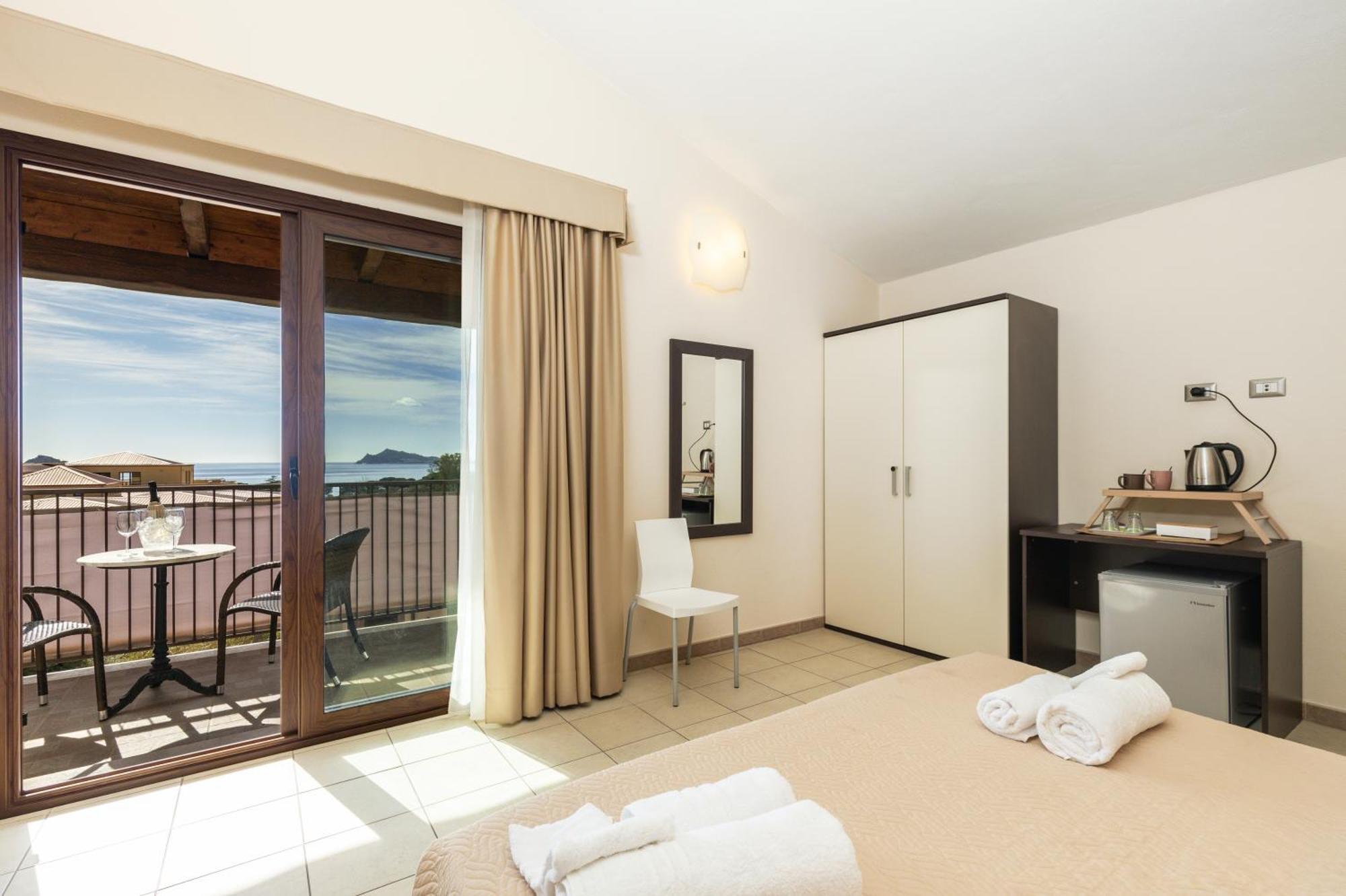 Double Room Balcony Sea View