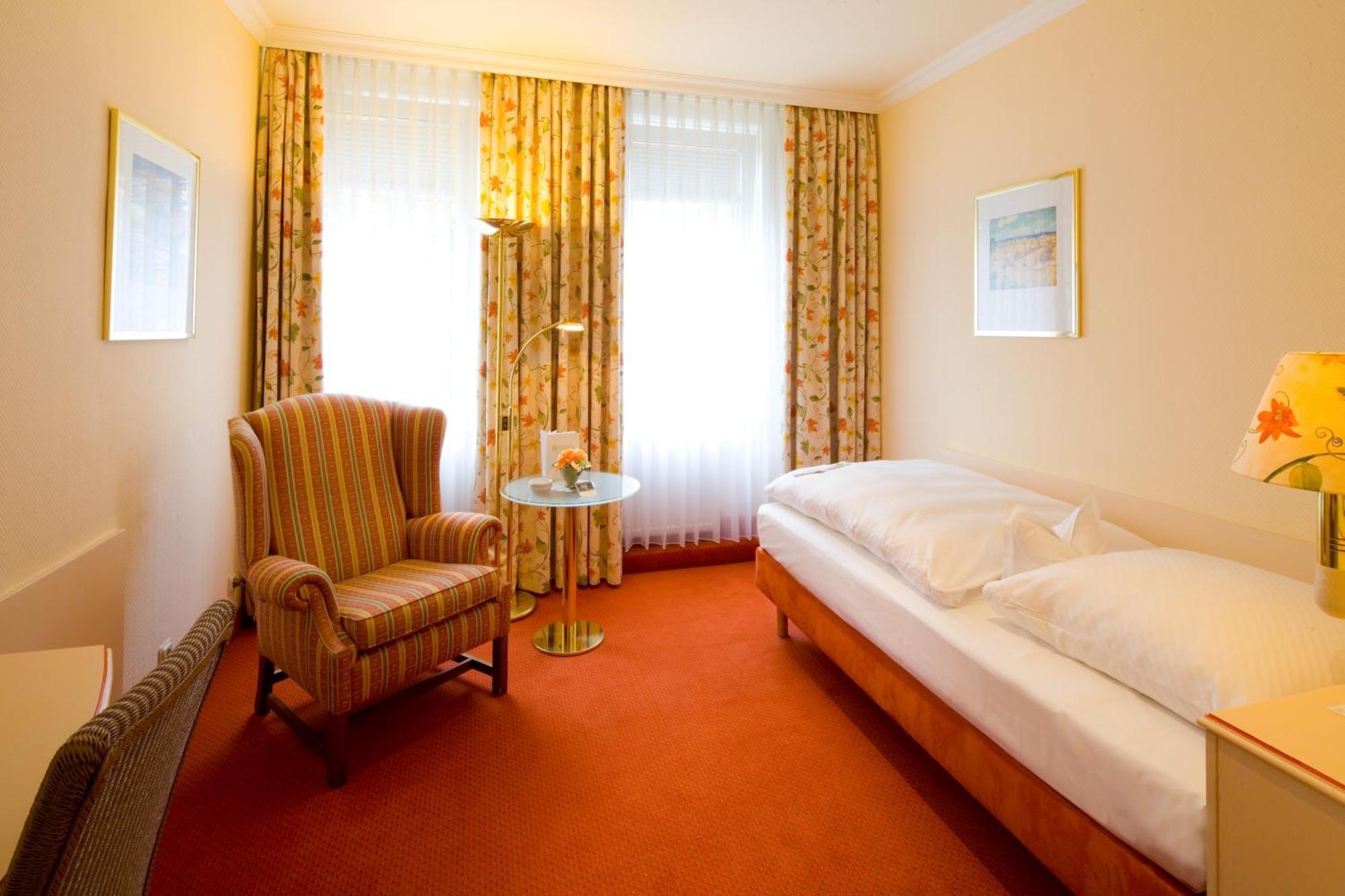 Classic Single Room