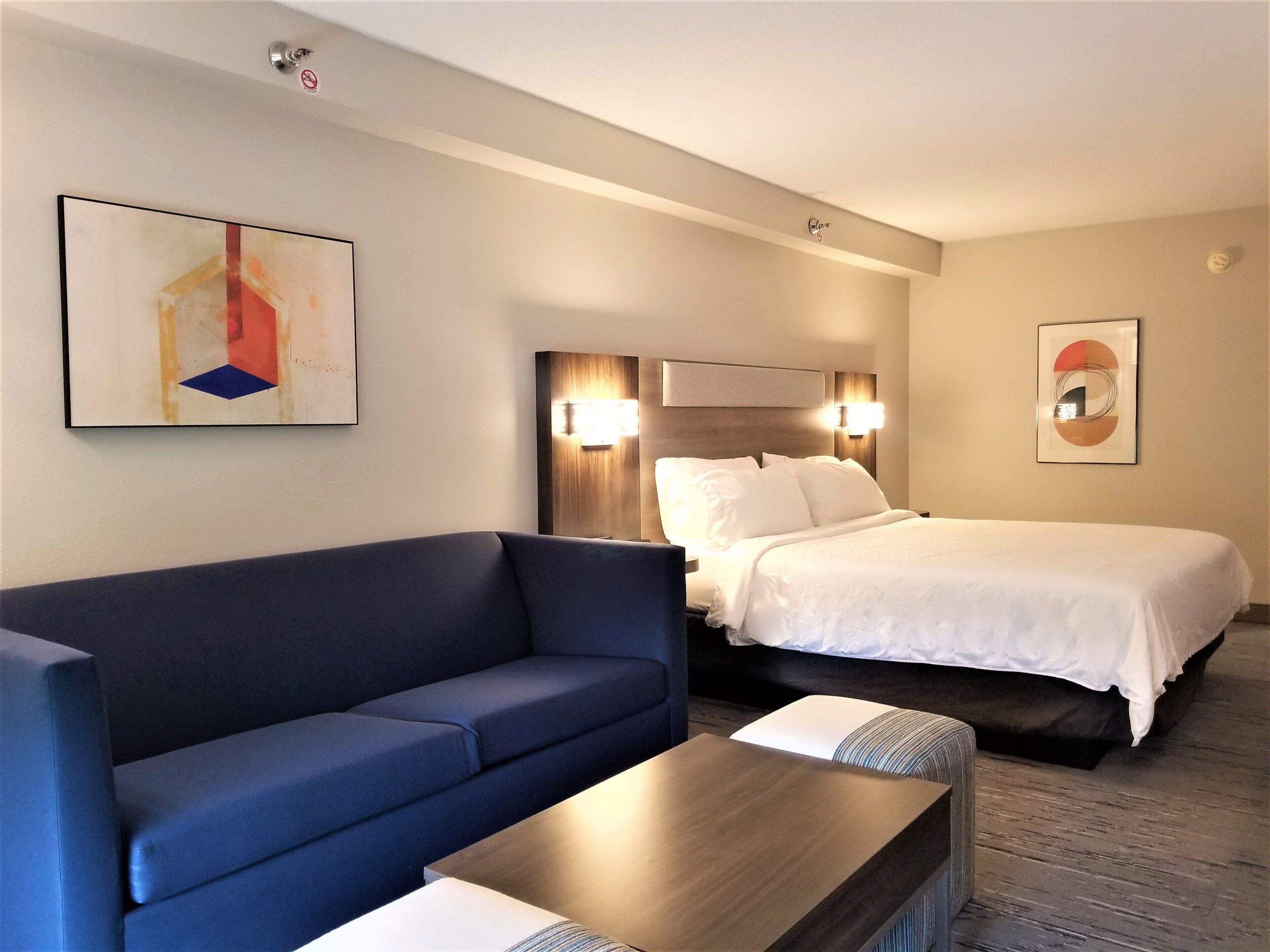 Standard King Room Sofa Bed,1722931380:JPEG