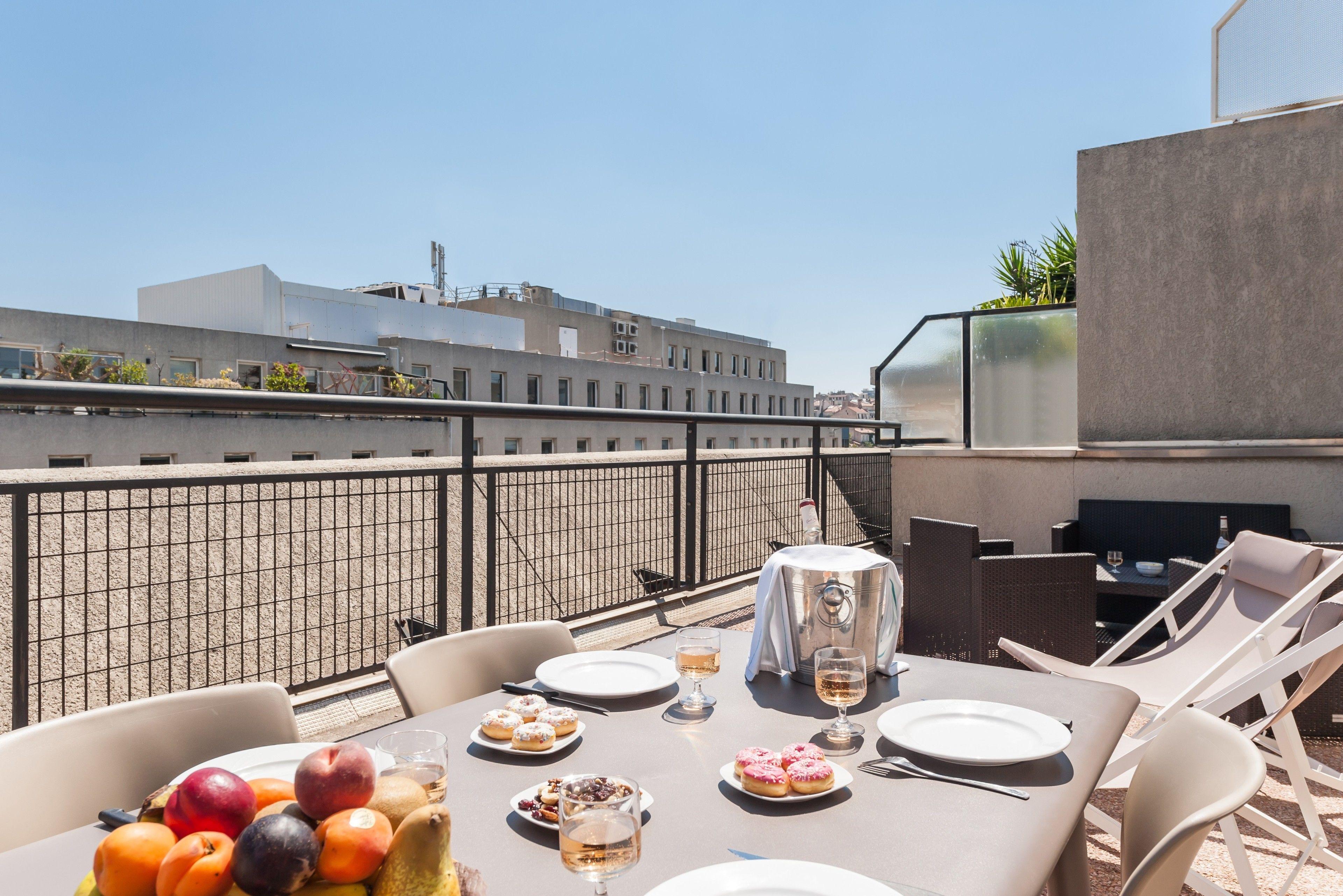 Apartment Terrace,1710313288:JPEG