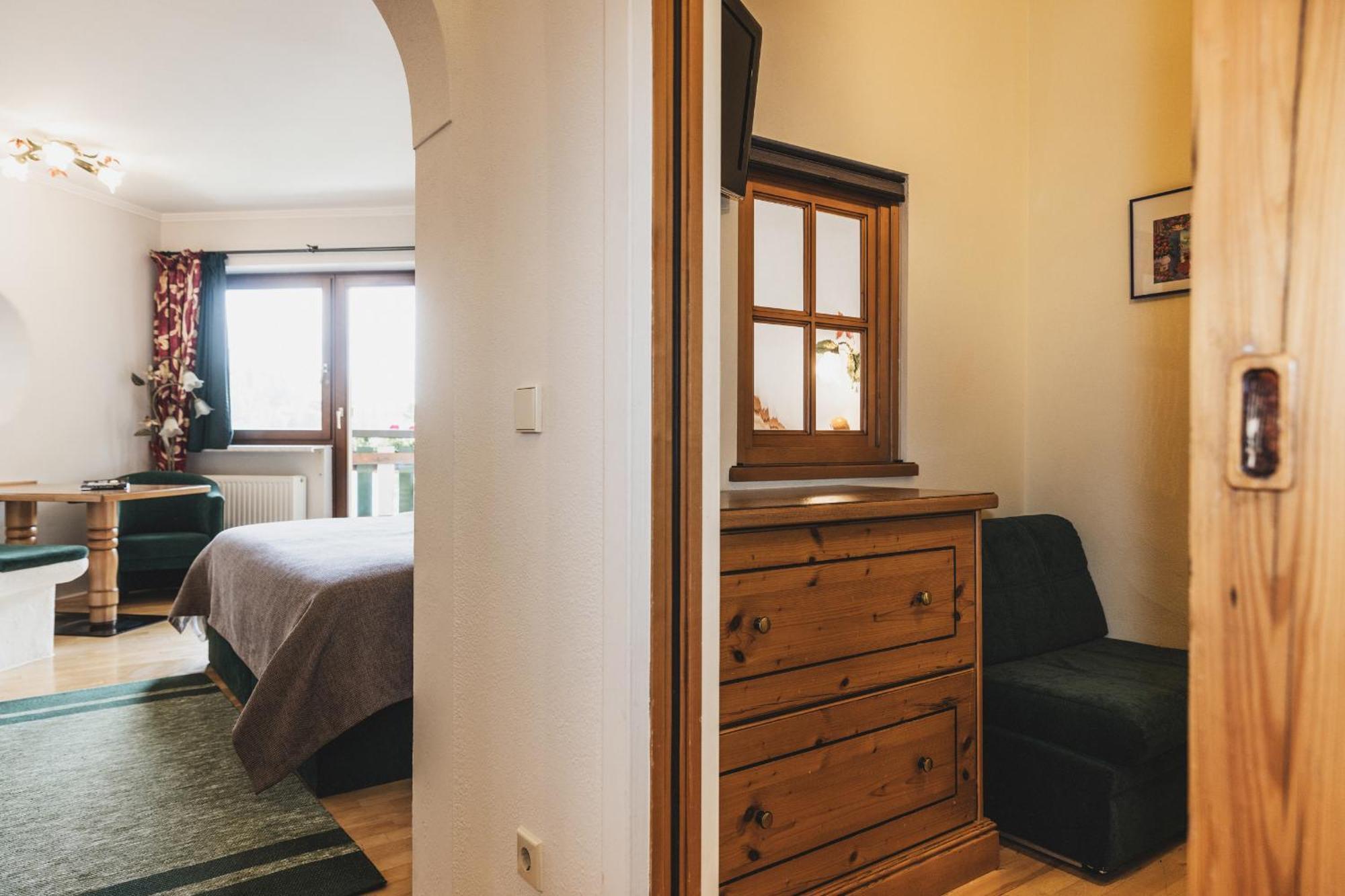 Comfort Suite with Balcony,1717098549:JPEG