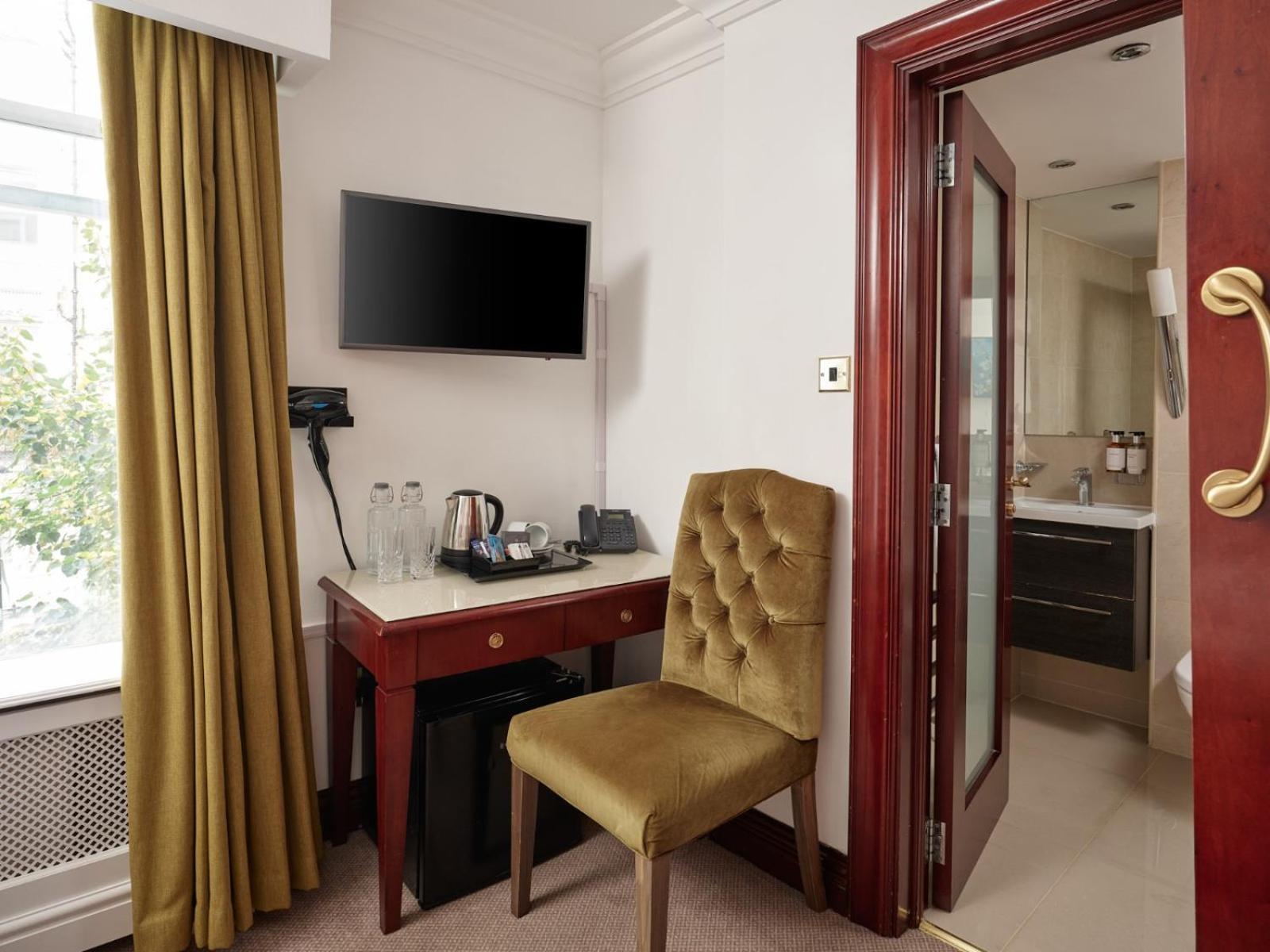 Small Double Room