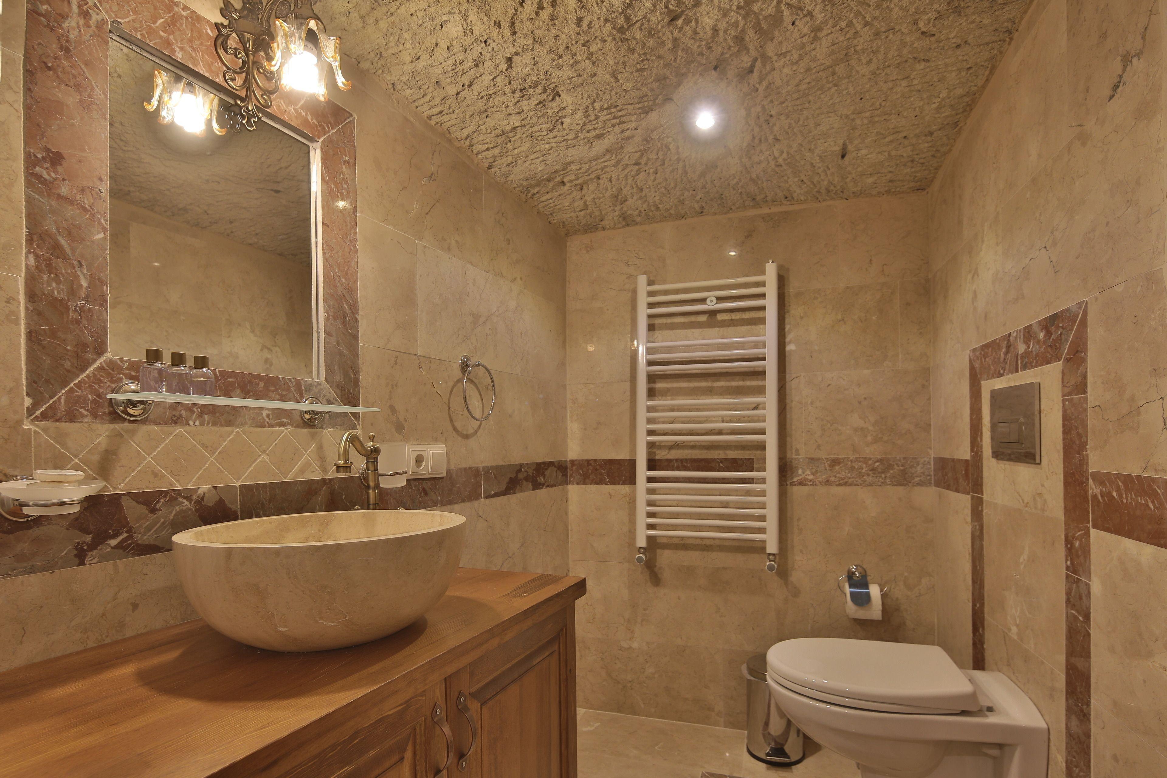 Cave Room (2 Adults)