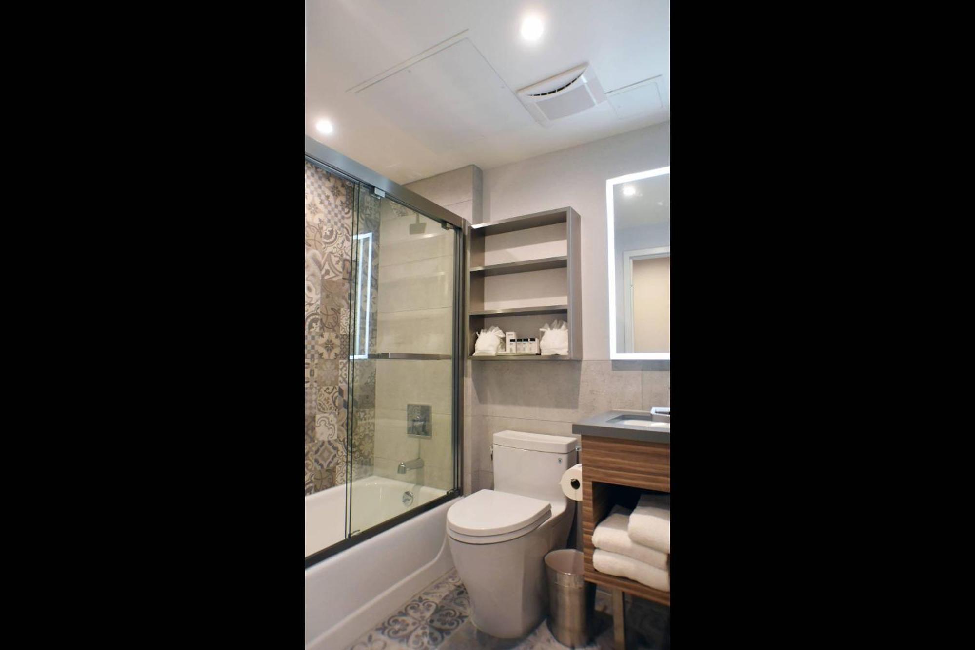 Double Room Two Double Beds Non-Smoking