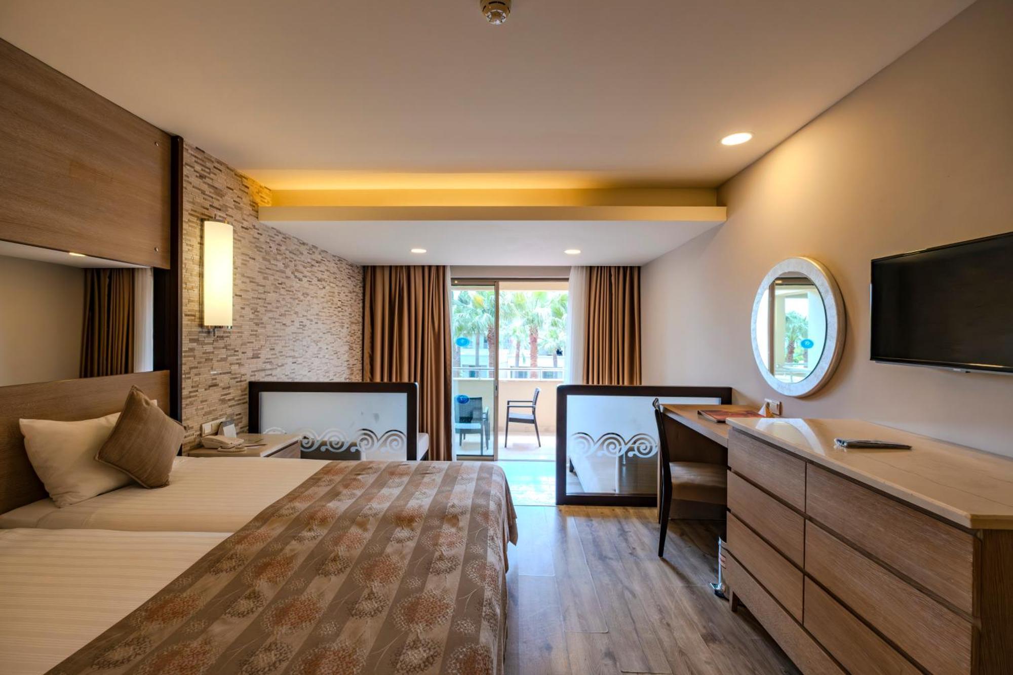 Large Double Room