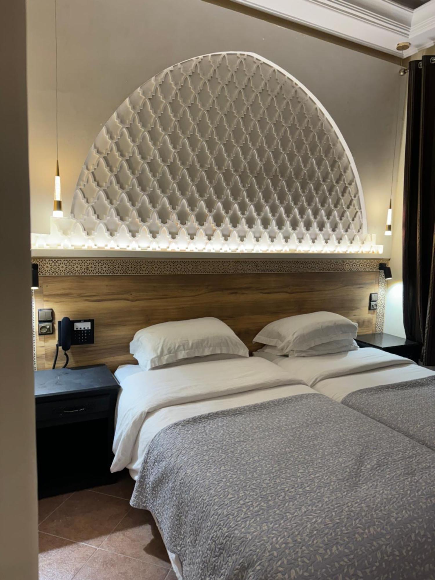 Chambre Double ou Lits Jumeaux avec Douche