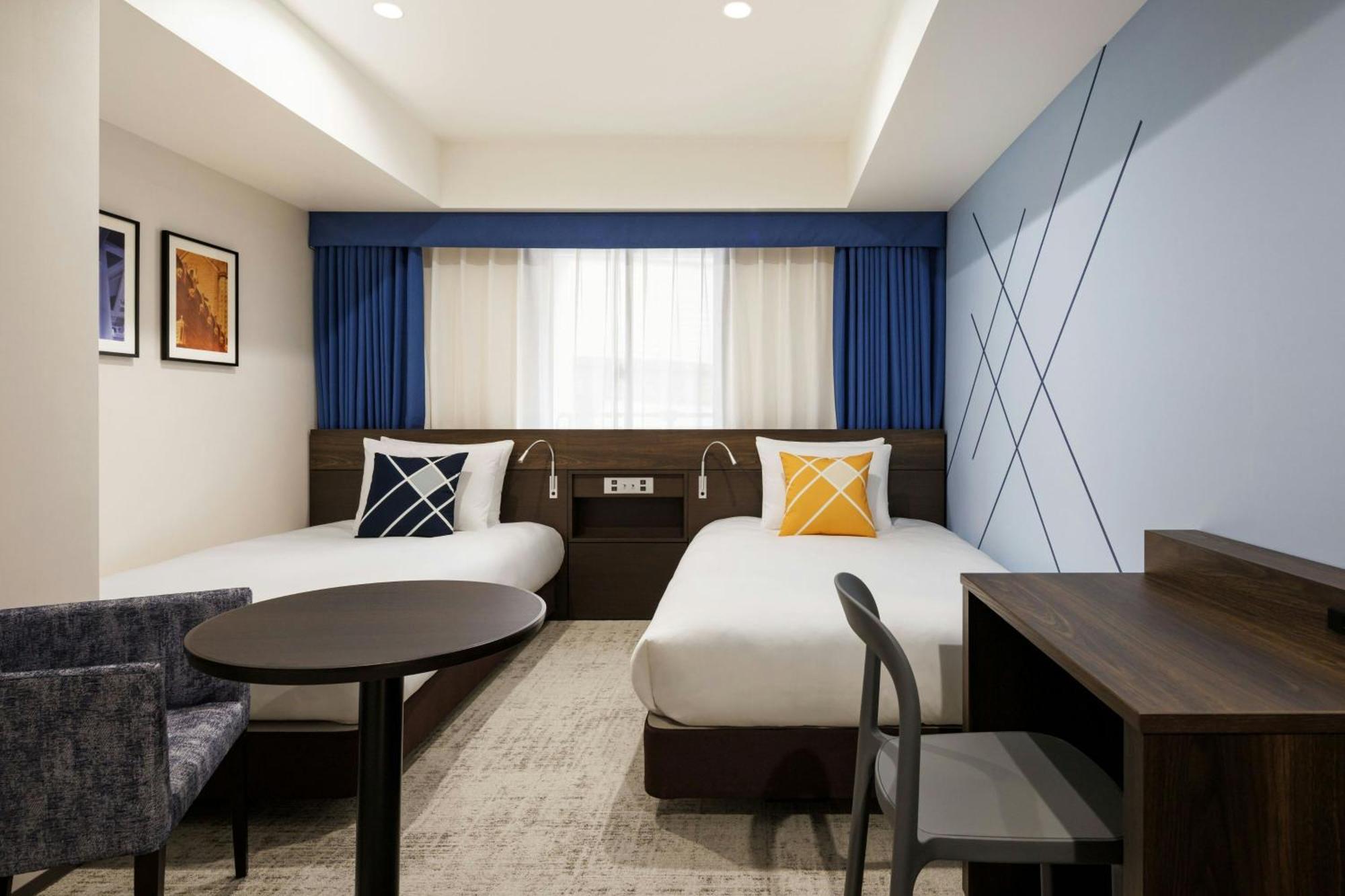 Twin Room,1743191750:JPEG